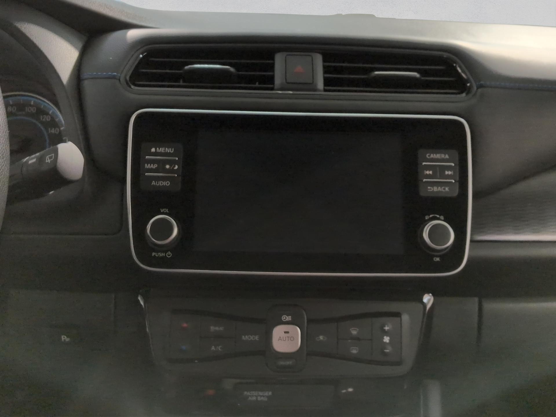 NISSAN Leaf N-Connecta (incl. battery)-image-12