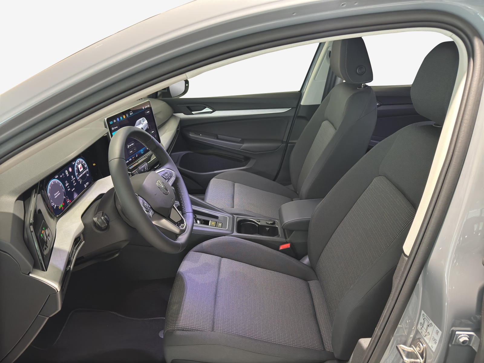 VW Golf 1.5 e TSI mHEV Value DSG-image-7