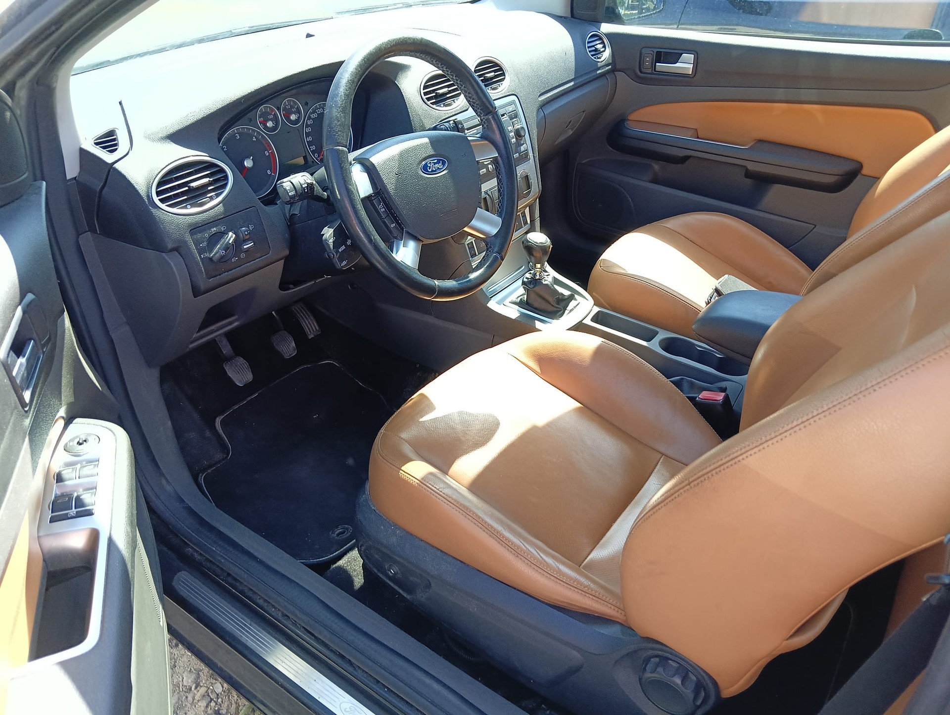 FORD Focus CC 2.0TDCi Titanium-image-7