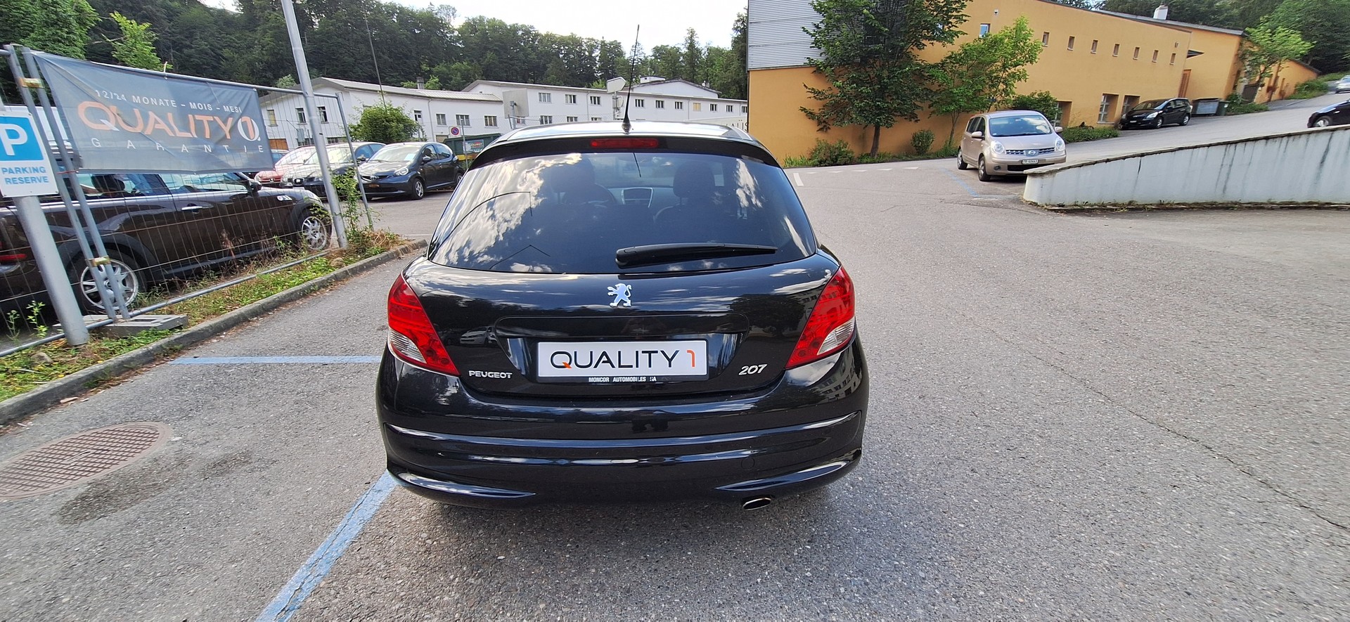 PEUGEOT 207 1.6 16V Swiss Edition-image-5