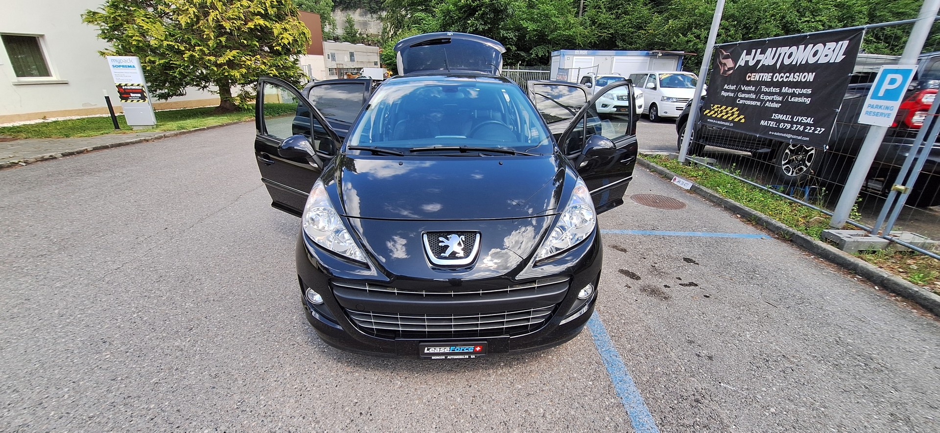 PEUGEOT 207 1.6 16V Swiss Edition-image-14
