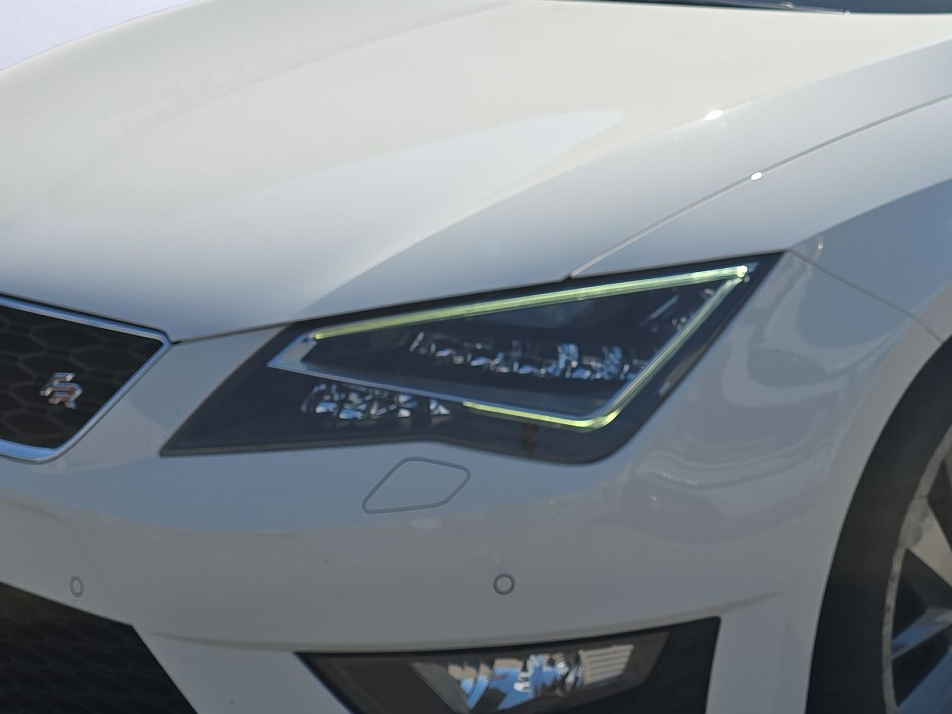 SEAT Leon ST 1.8 TSI FR DSG-image-4