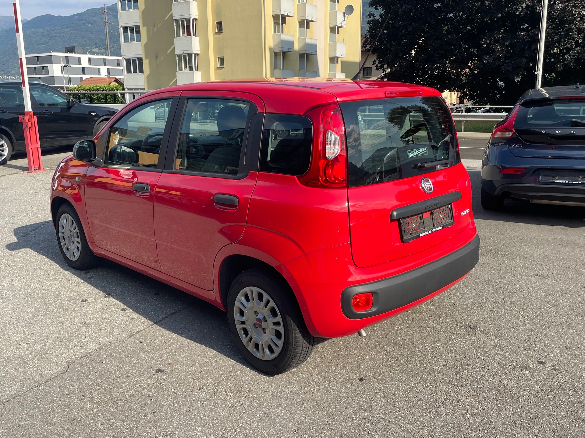 FIAT Panda 1.0 MHEV RED-image-5
