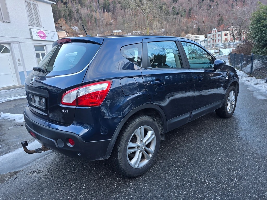 NISSAN Qashqai 2.0 dCi 4WD acenta-image-2