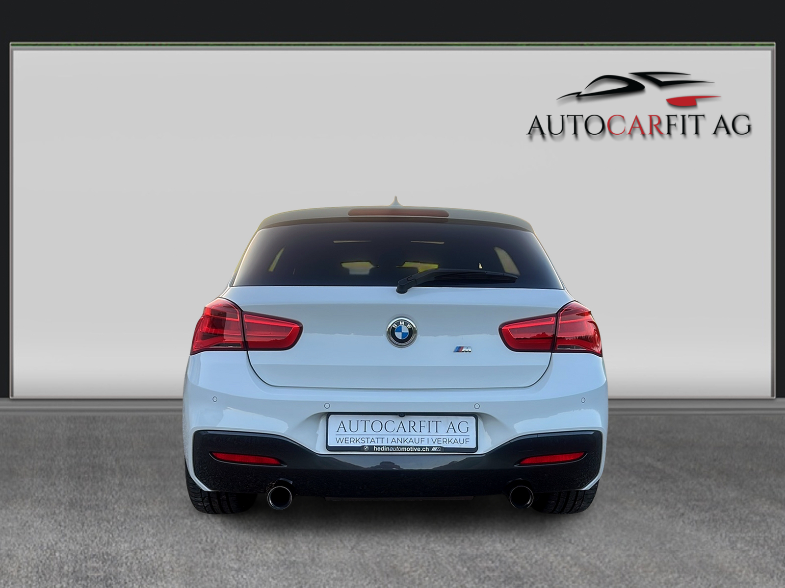 BMW M135i xDrive Steptronic-image-5
