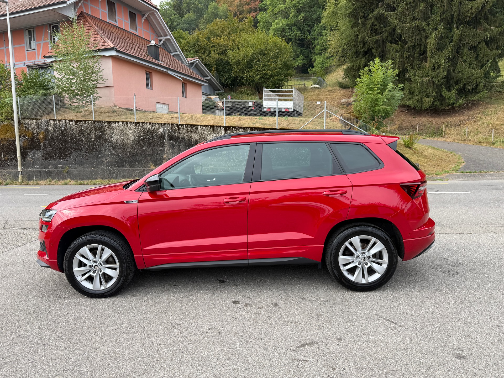 SKODA Karoq 2.0 TDI CR Sport Line 4x4 DSG-image-4