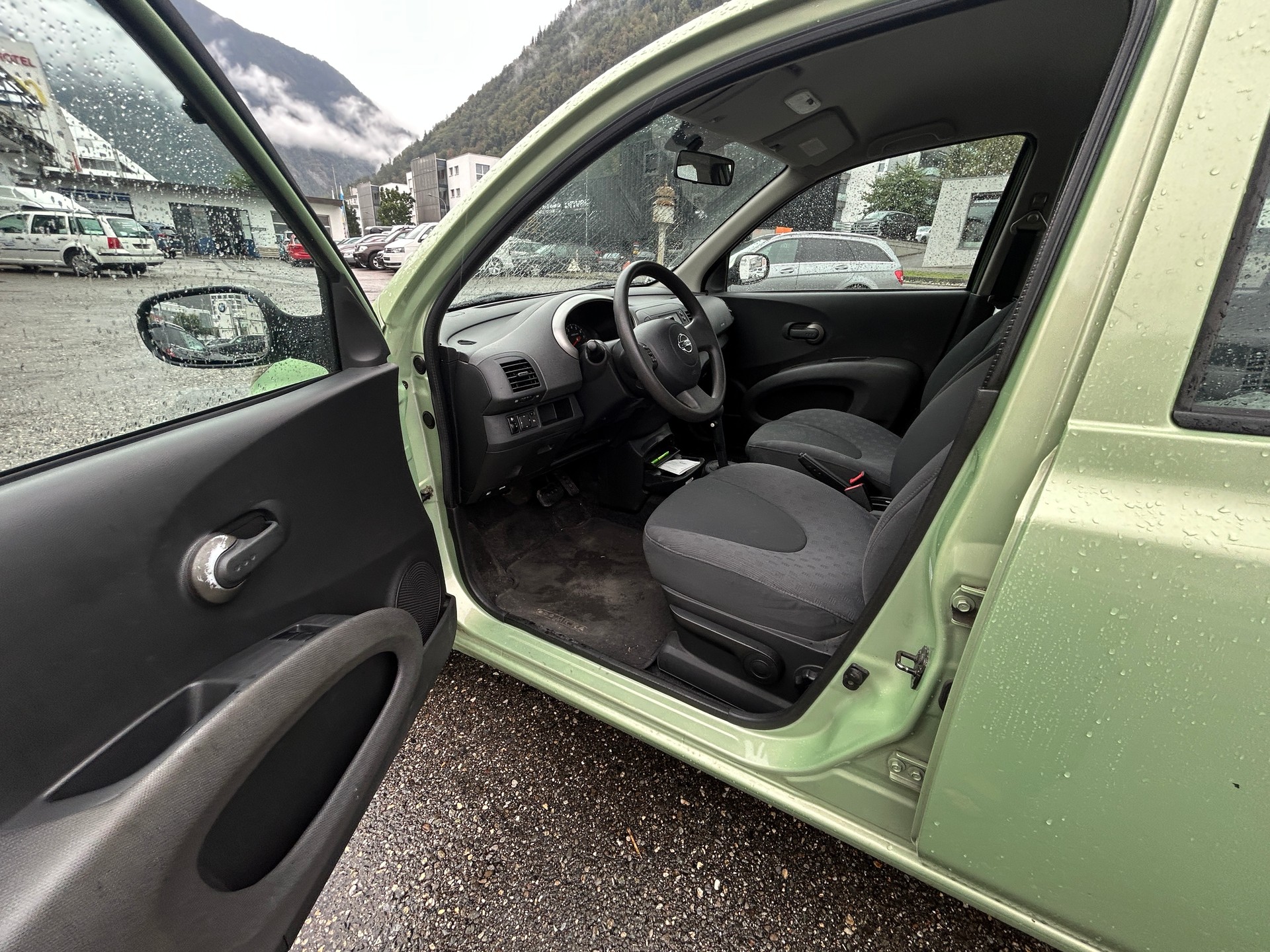 NISSAN Micra 1.2 helvetic.com-image-9