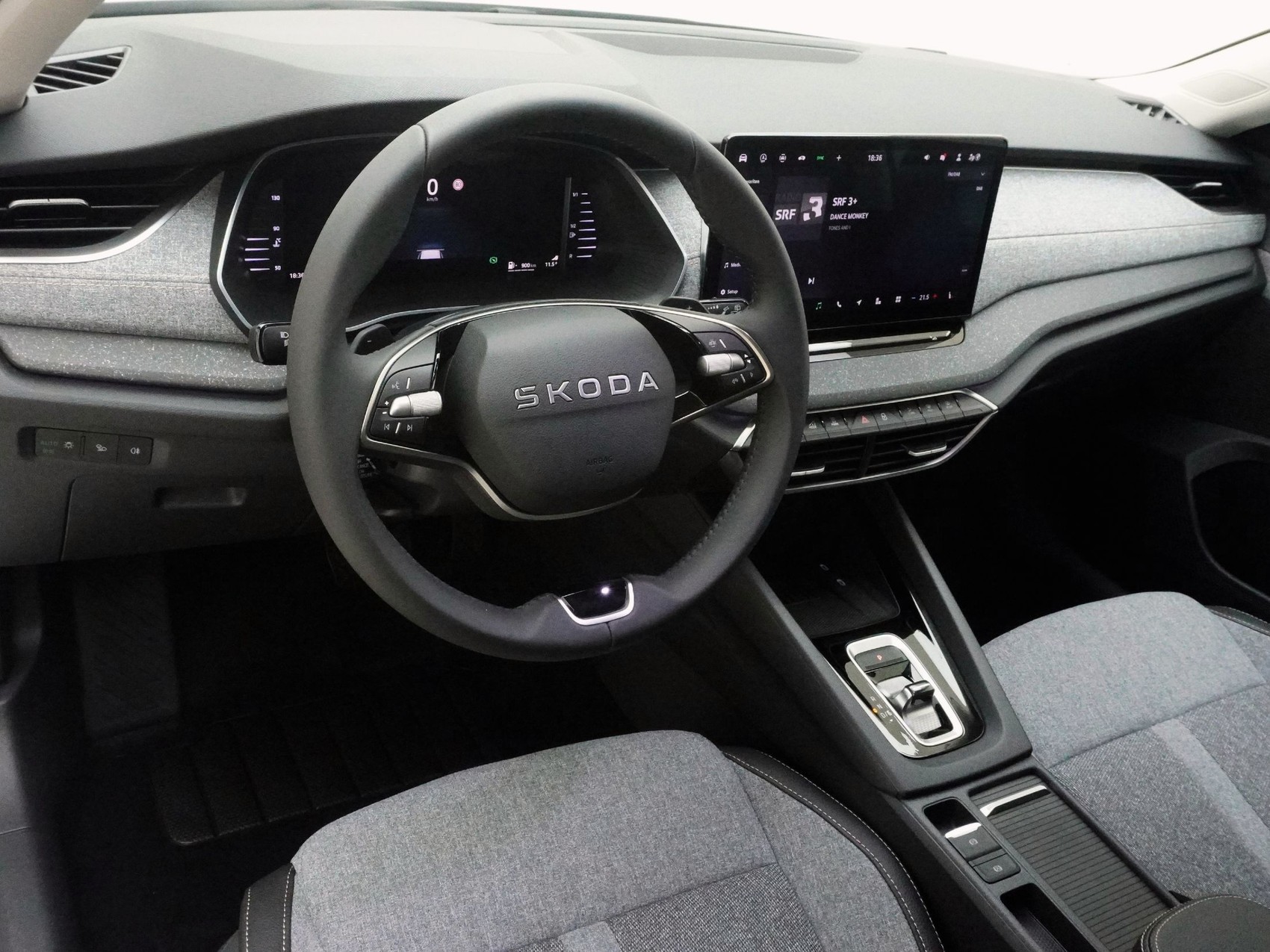 SKODA Octavia 1.5 TSI mHEV Selection-Lodge DSG-image-9