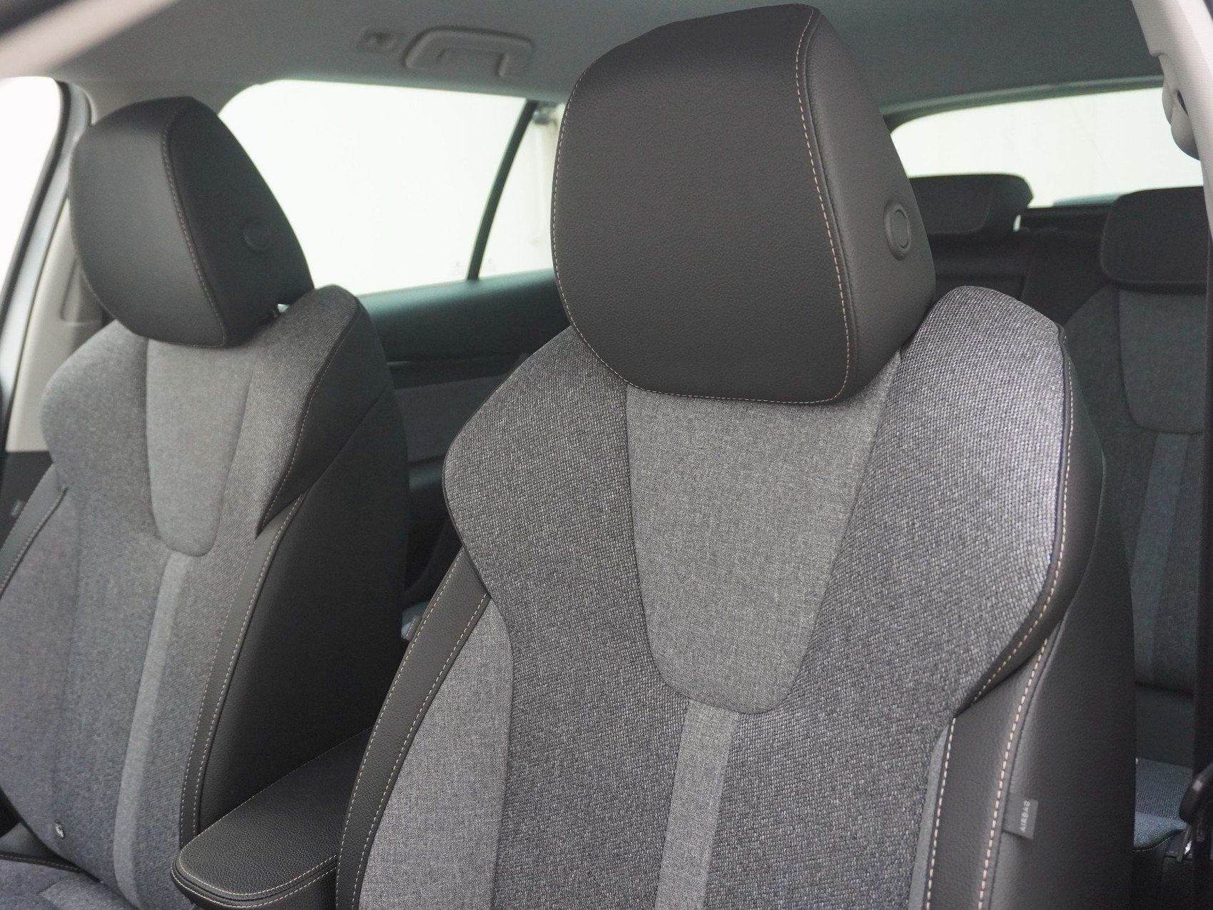 SKODA Octavia 1.5 TSI mHEV Selection-Lodge DSG-image-12