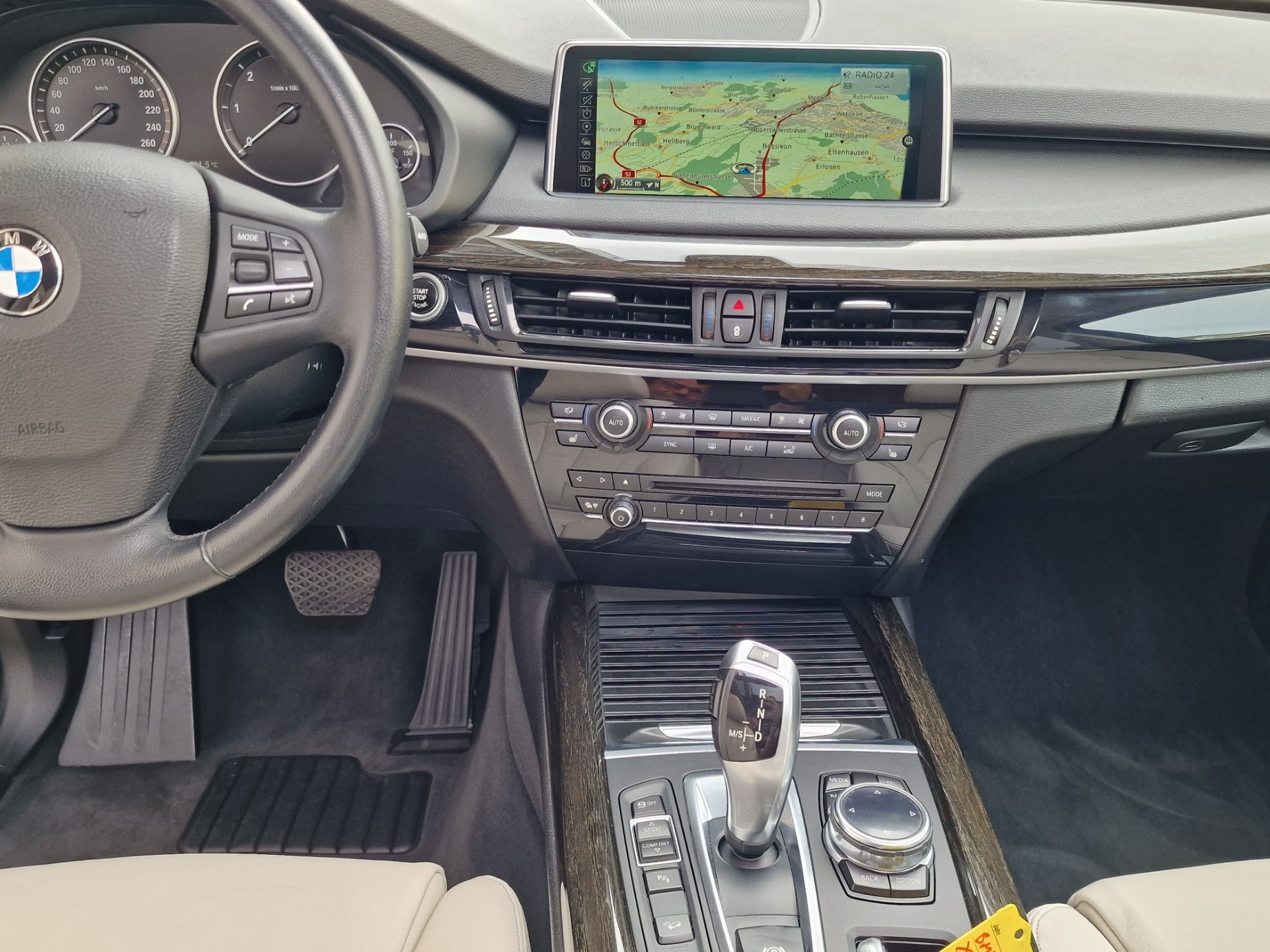 BMW X5 xDrive 30d Steptronic-image-10