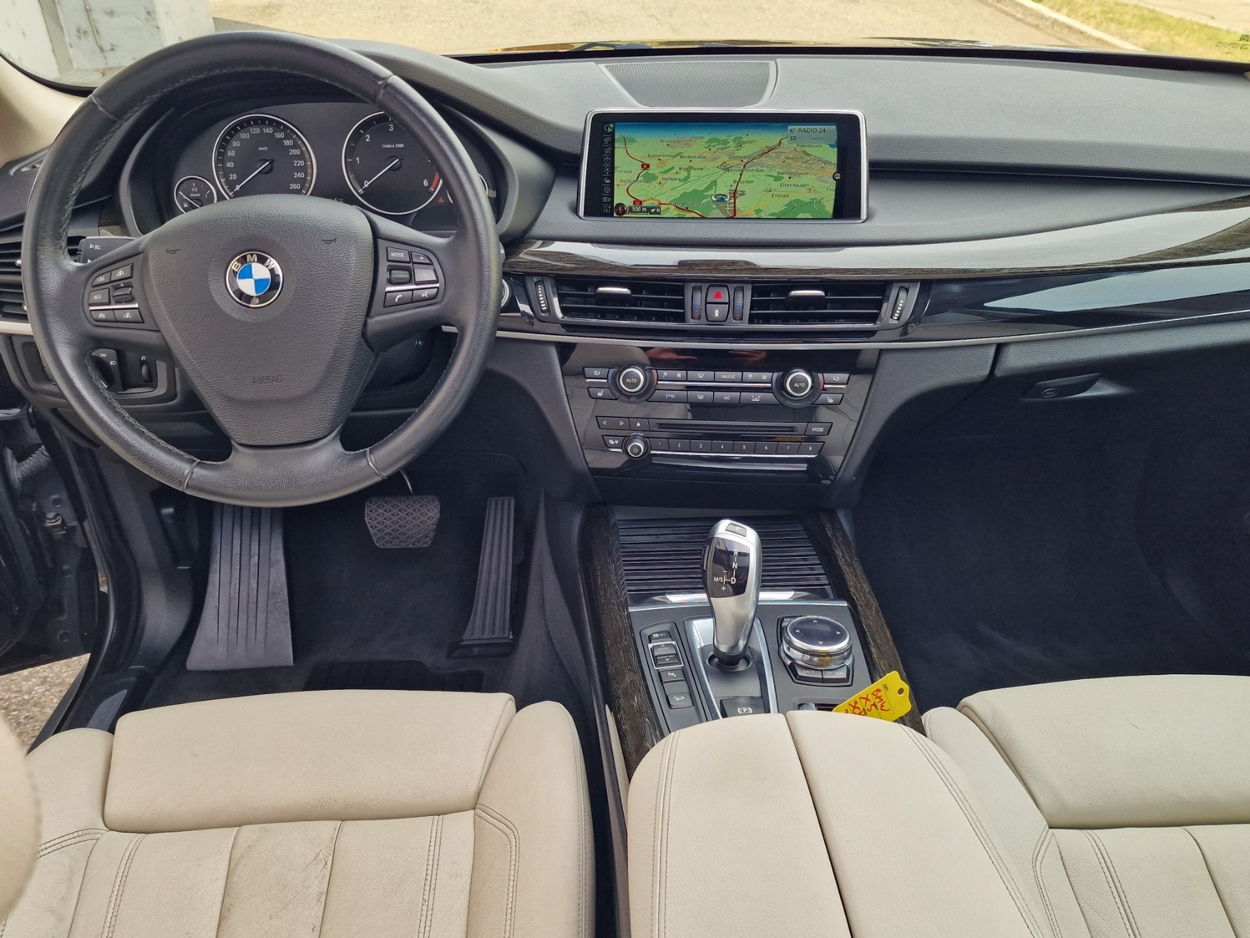 BMW X5 xDrive 30d Steptronic-image-8