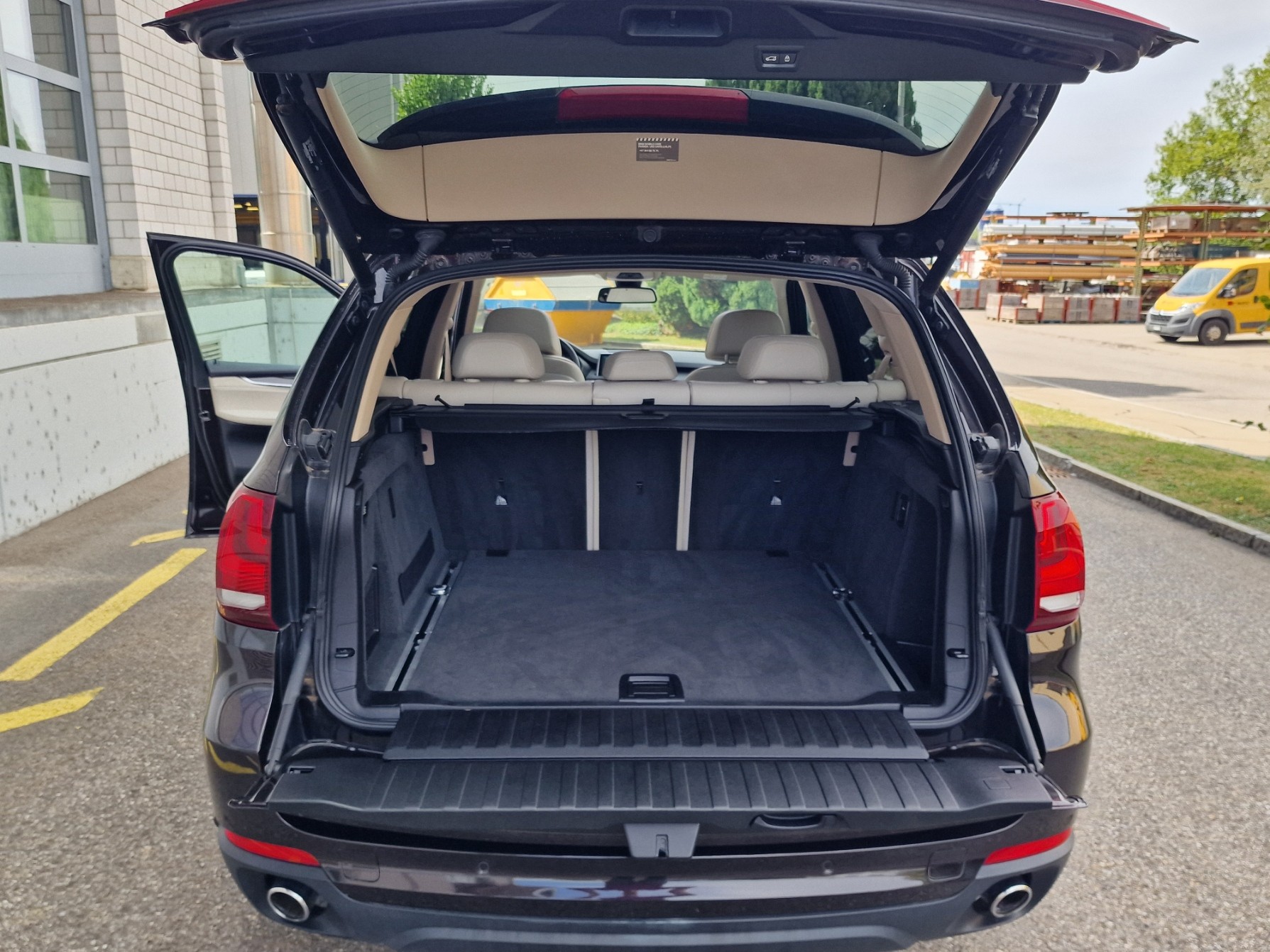 BMW X5 xDrive 30d Steptronic-image-12