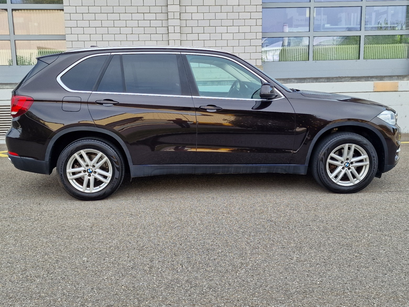 BMW X5 xDrive 30d Steptronic-image-2