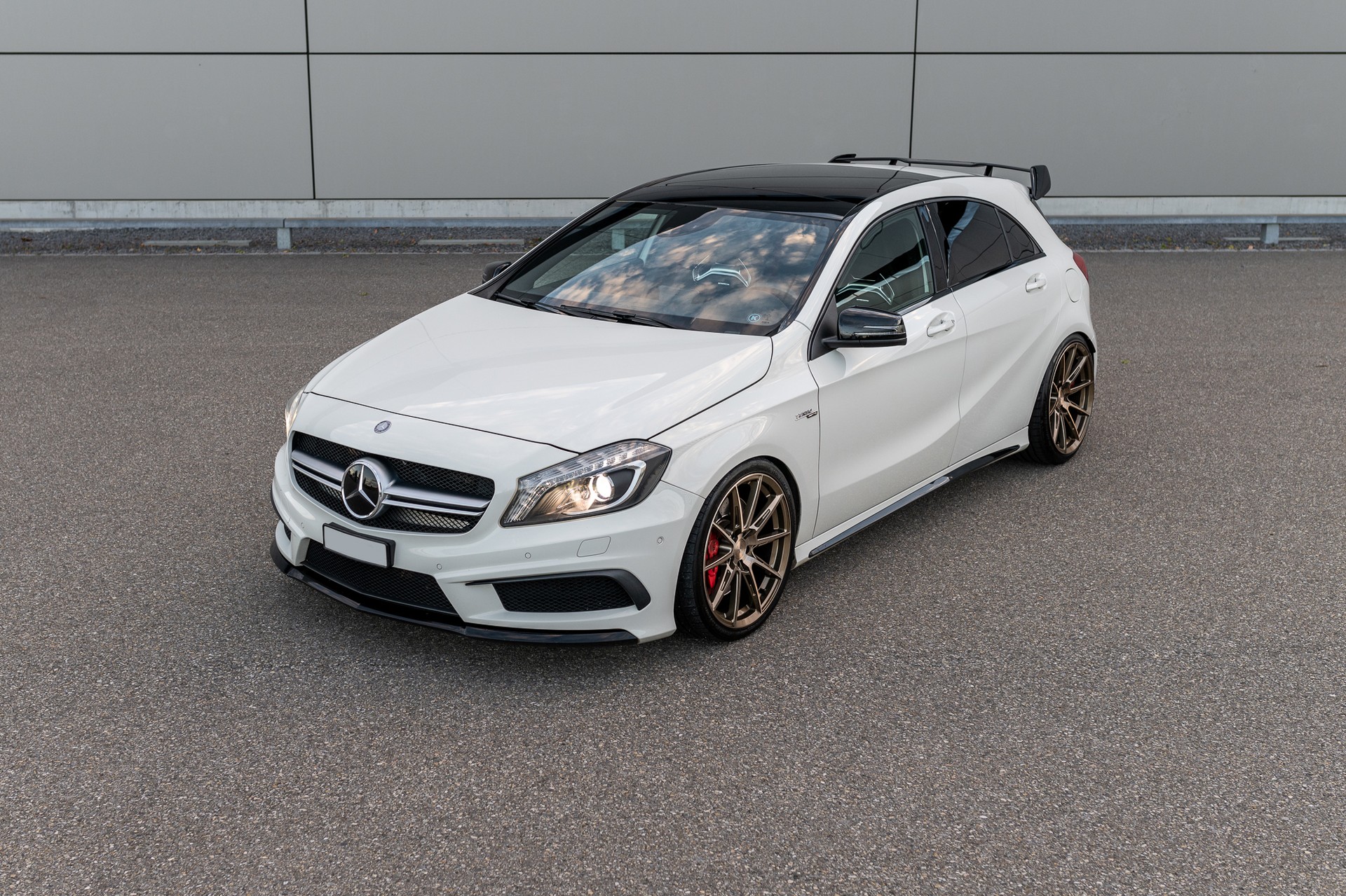 MERCEDES-BENZ A 45 AMG 4m-image-6