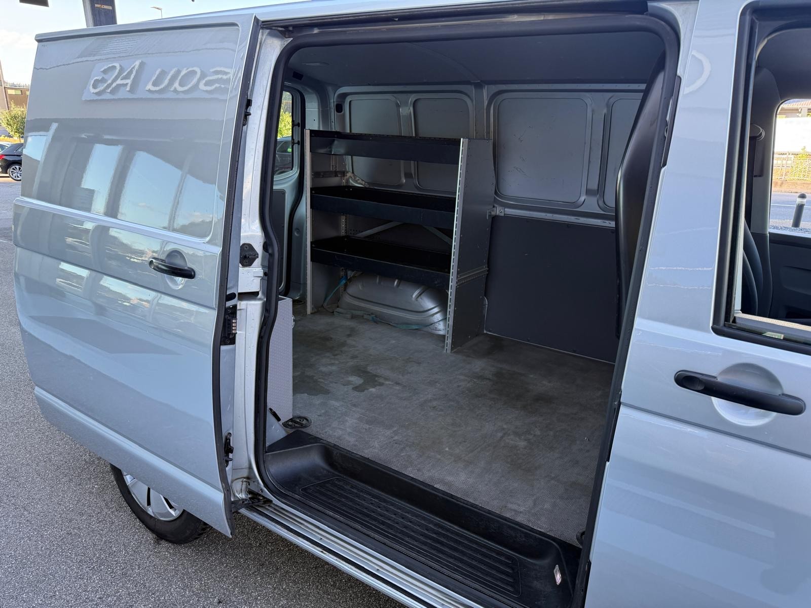 VW T6.1 2.0 TDI Kasten RS3000mm AHK 2.2 T-image-10