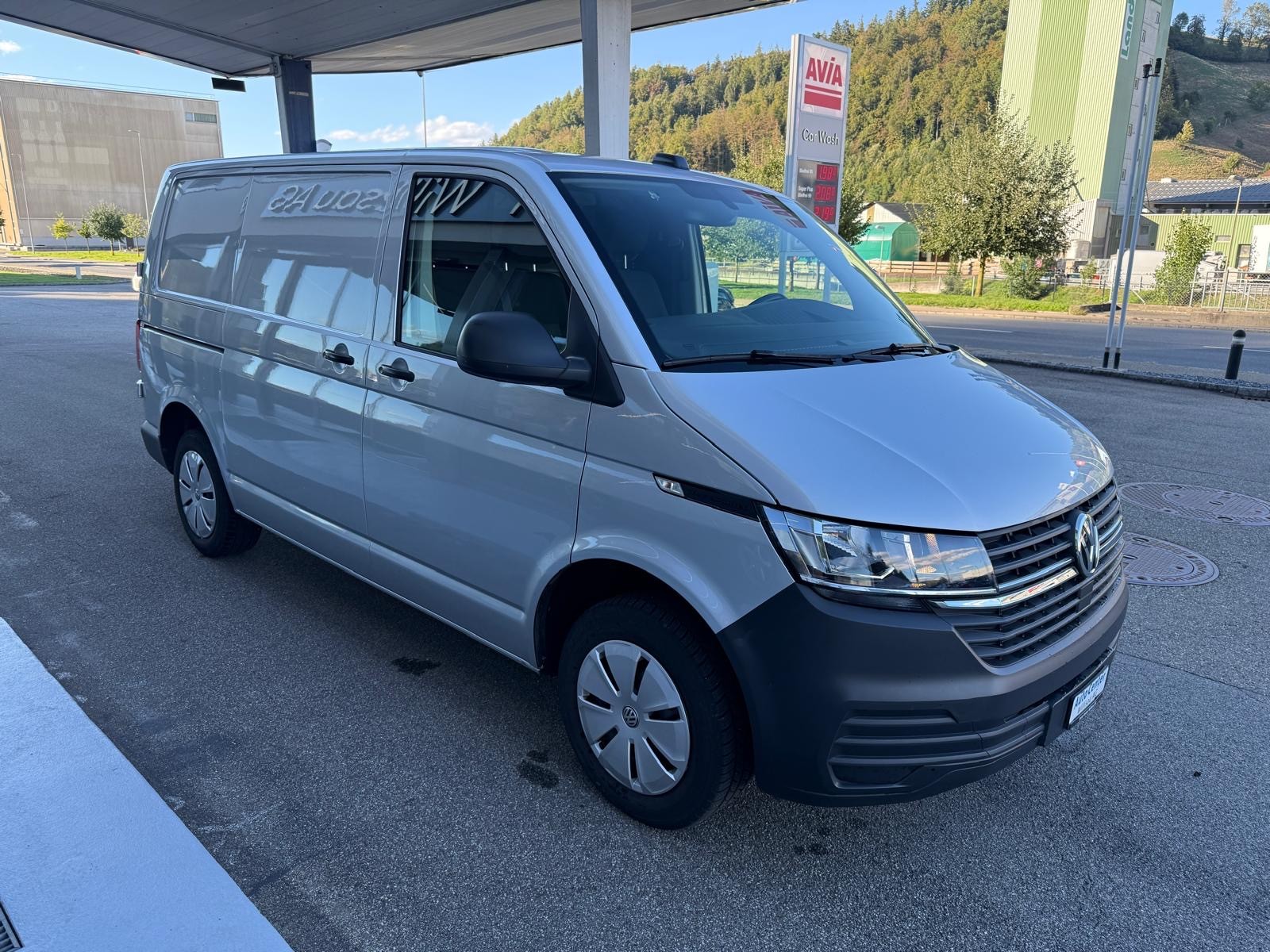 VW T6.1 2.0 TDI Kasten RS3000mm AHK 2.2 T-image-8