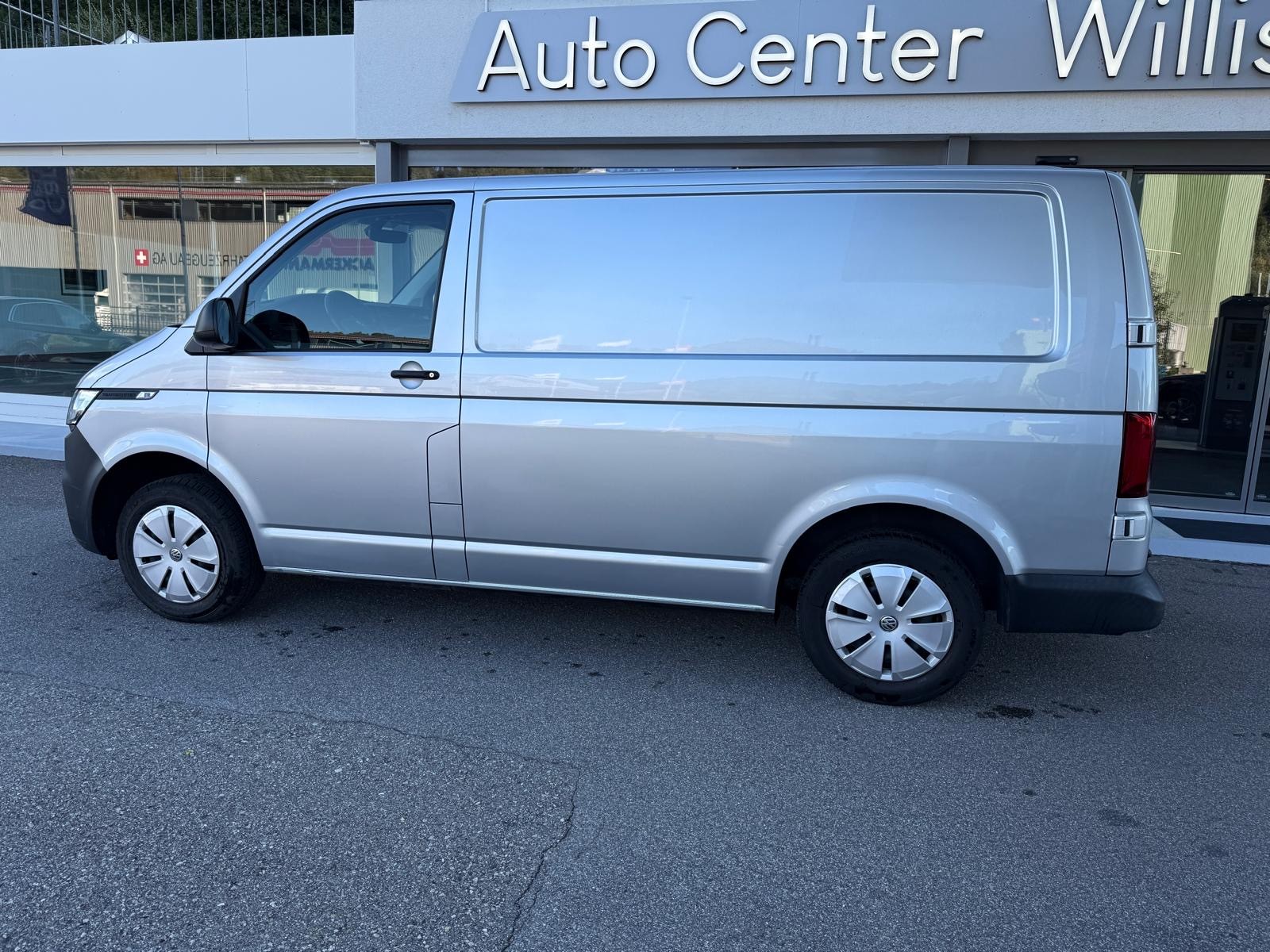VW T6.1 2.0 TDI Kasten RS3000mm AHK 2.2 T-image-13