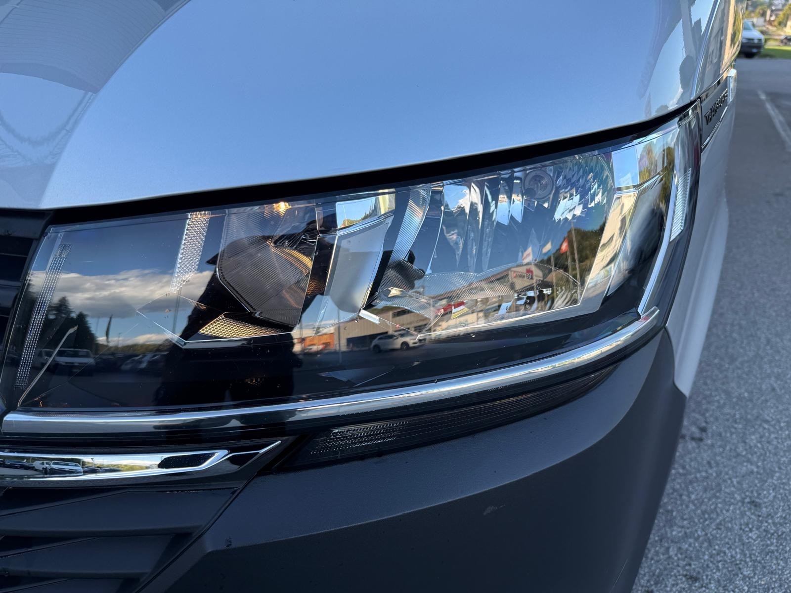 VW T6.1 2.0 TDI Kasten RS3000mm AHK 2.2 T-image-3