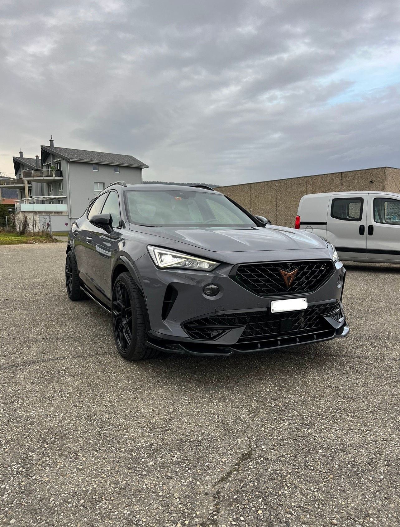 CUPRA 2.0 TSI VZ 4Drive DSG-image-0