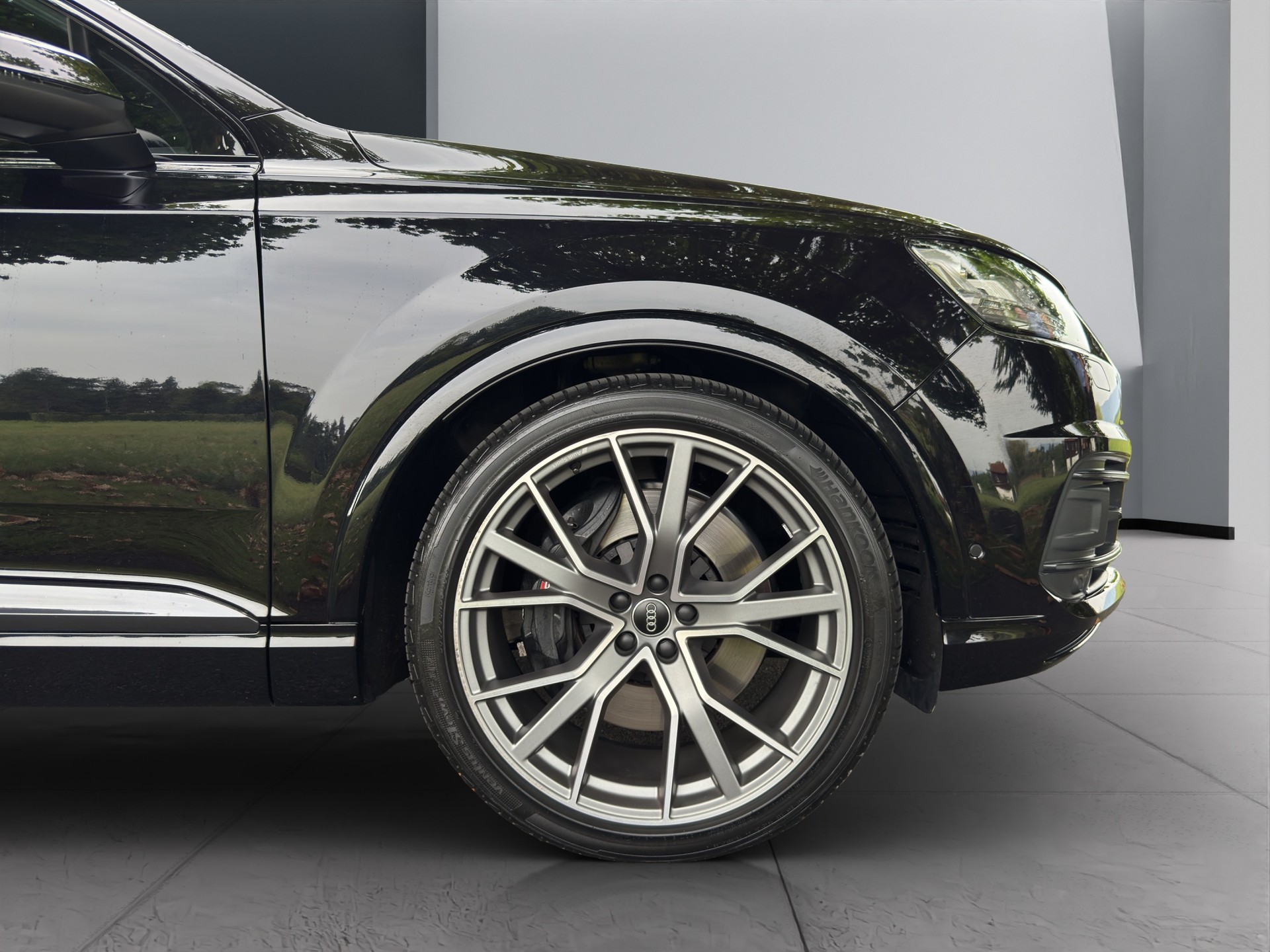 AUDI SQ7 4.0 TDI quattro tiptronic-image-23