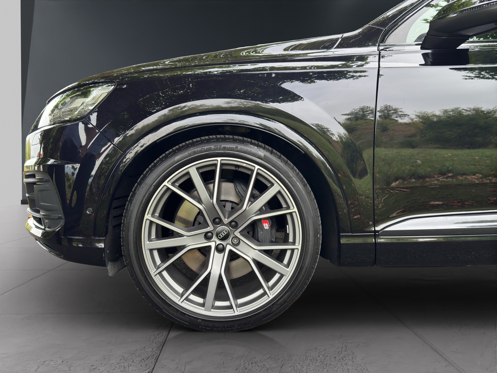 AUDI SQ7 4.0 TDI quattro tiptronic-image-22