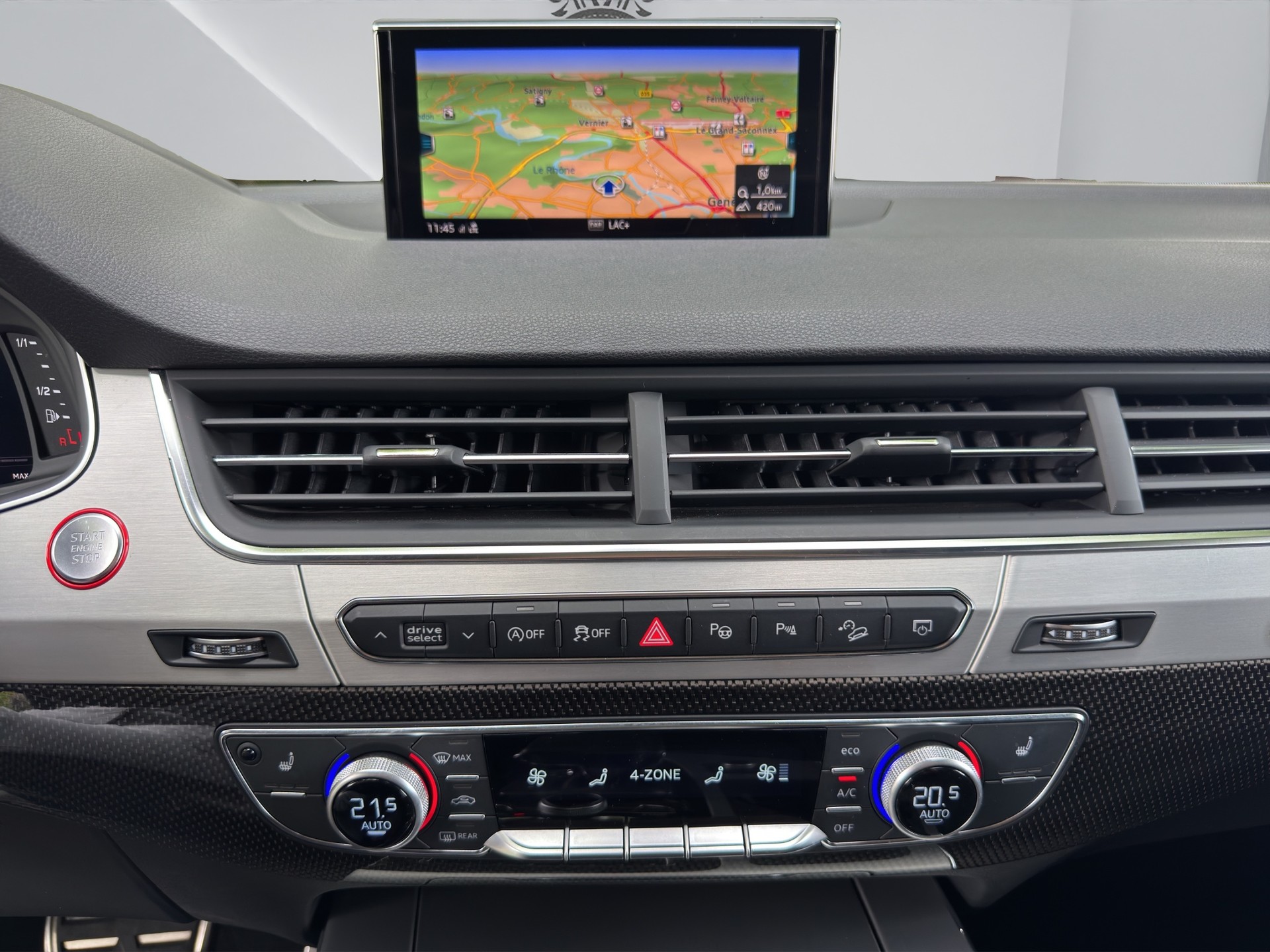 AUDI SQ7 4.0 TDI quattro tiptronic-image-16