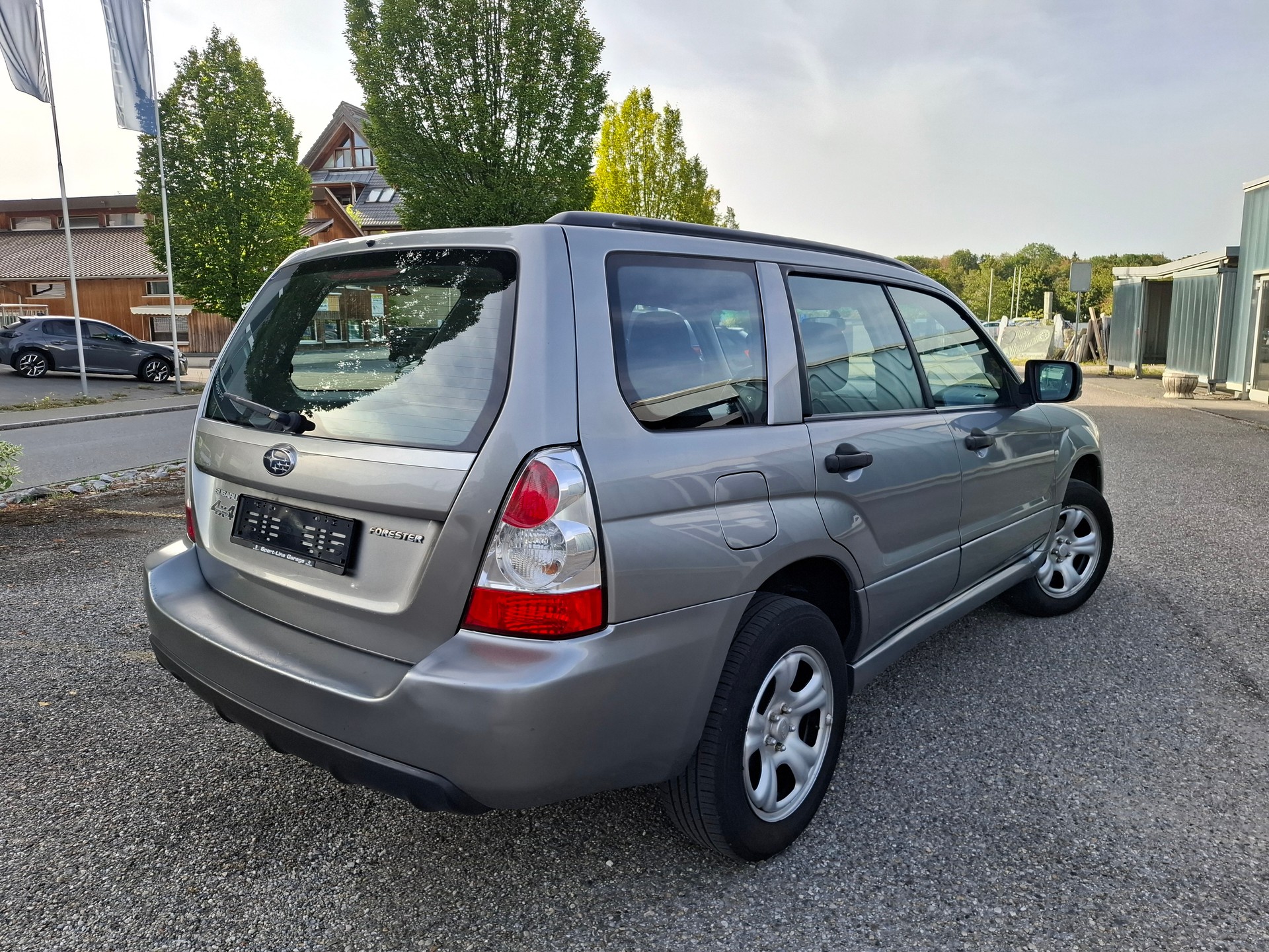 SUBARU Forester 2.0X (Swiss)-image-3
