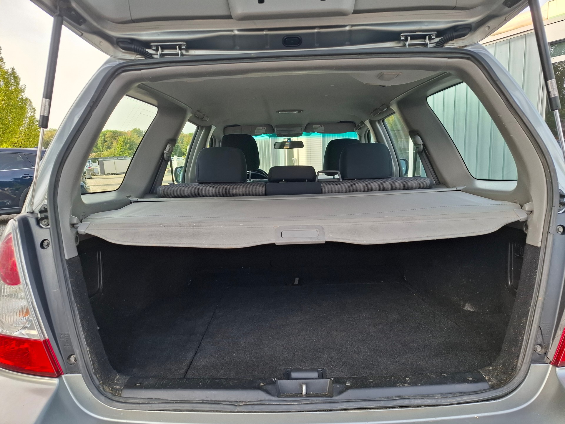 SUBARU Forester 2.0X (Swiss)-image-6