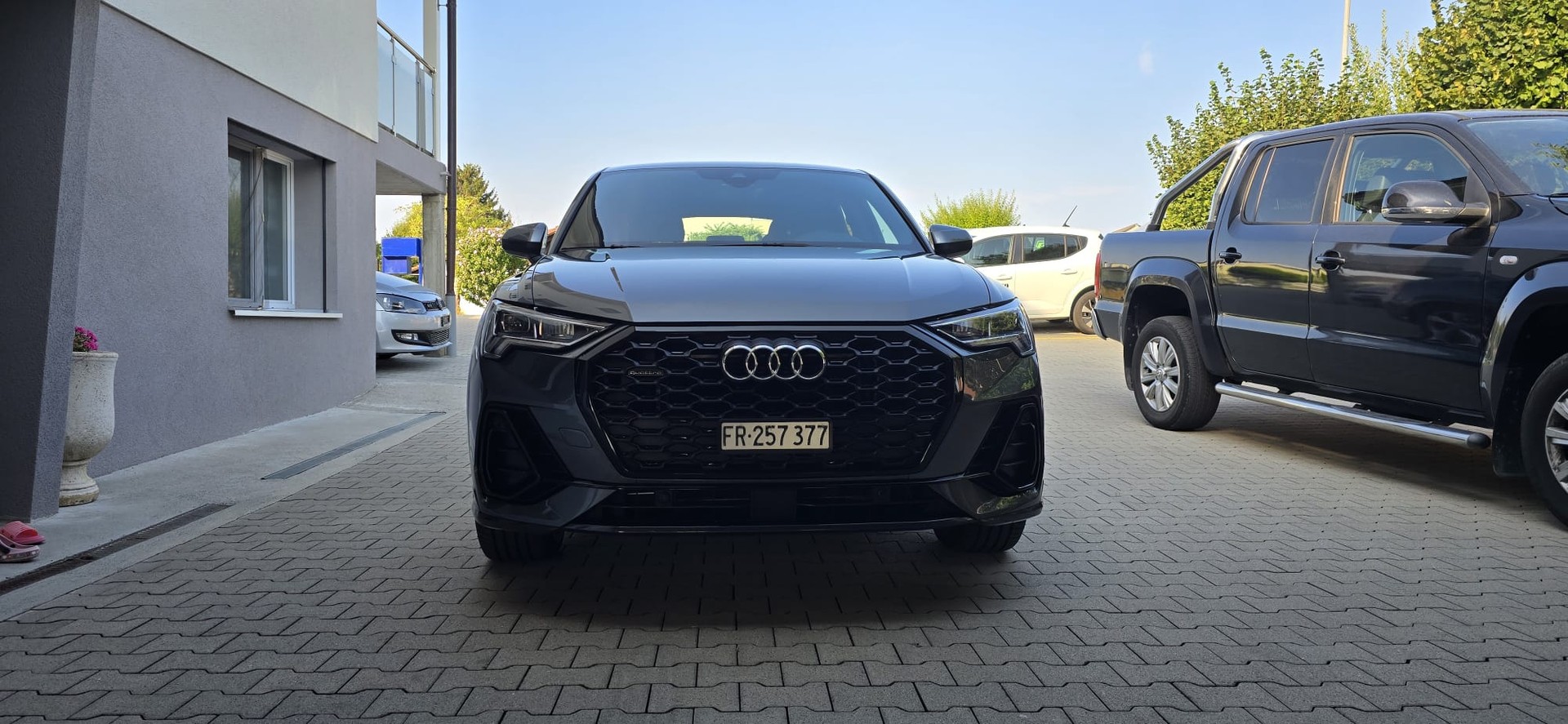 AUDI Q3 Sportback 40 TDI S line Attraction quattro S-tronic-image-1