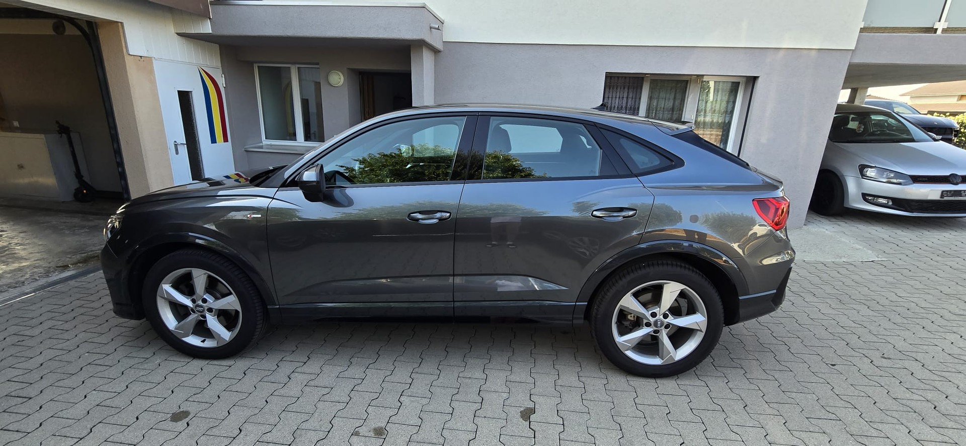 AUDI Q3 Sportback 40 TDI S line Attraction quattro S-tronic-image-7