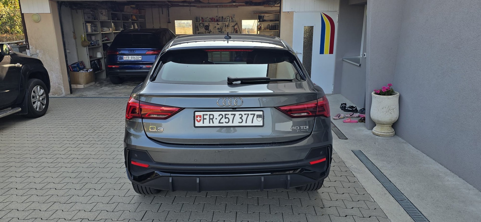 AUDI Q3 Sportback 40 TDI S line Attraction quattro S-tronic-image-6