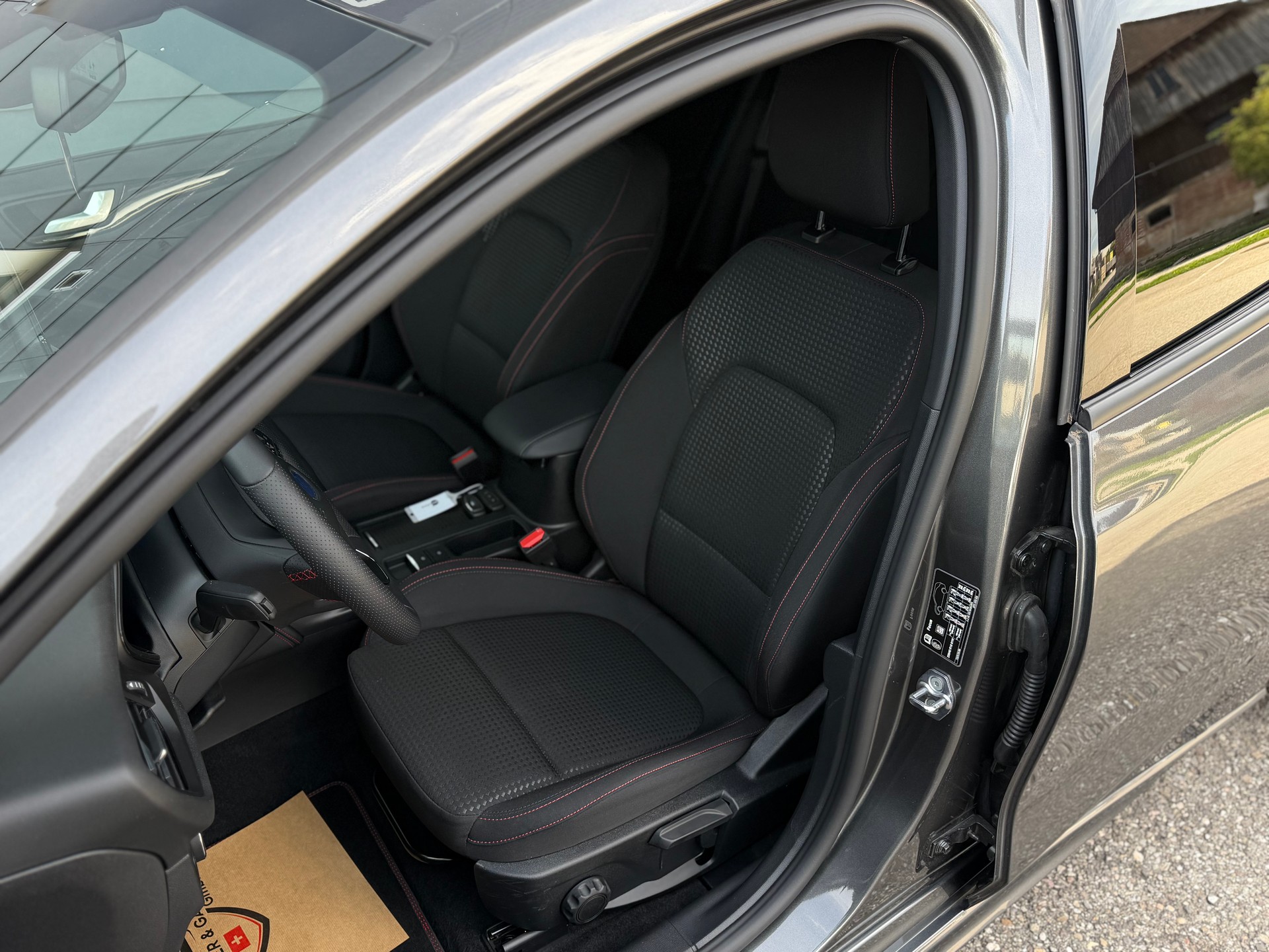 FORD Focus 1.0 MHEV ST-Line X Automat ** AHK 1500 KG **-image-10