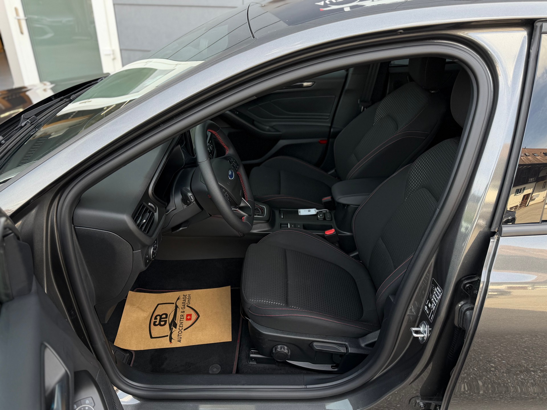 FORD Focus 1.0 MHEV ST-Line X Automat ** AHK 1500 KG **-image-9