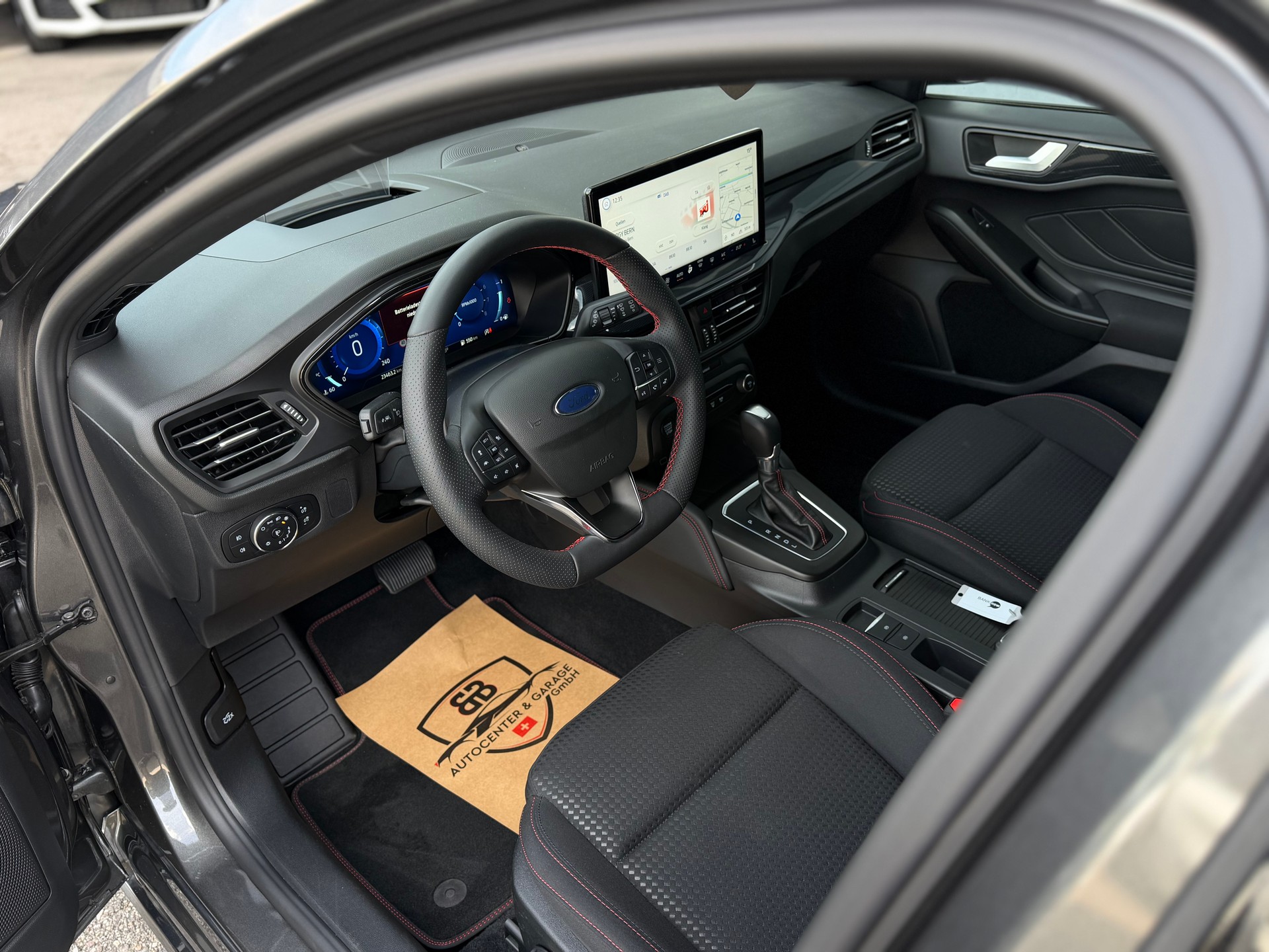FORD Focus 1.0 MHEV ST-Line X Automat ** AHK 1500 KG **-image-11
