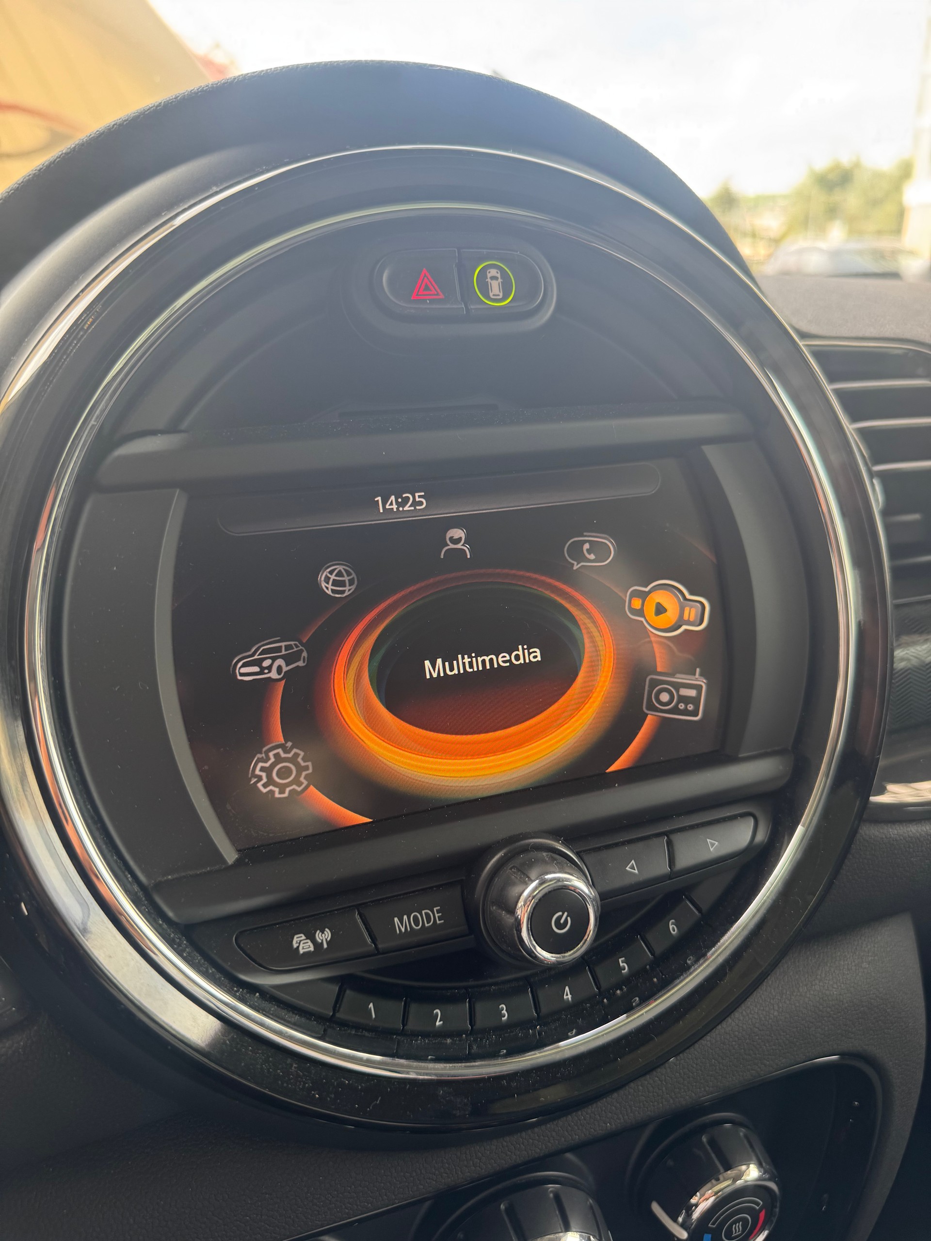 MINI Clubman Cooper Steptronic-image-12