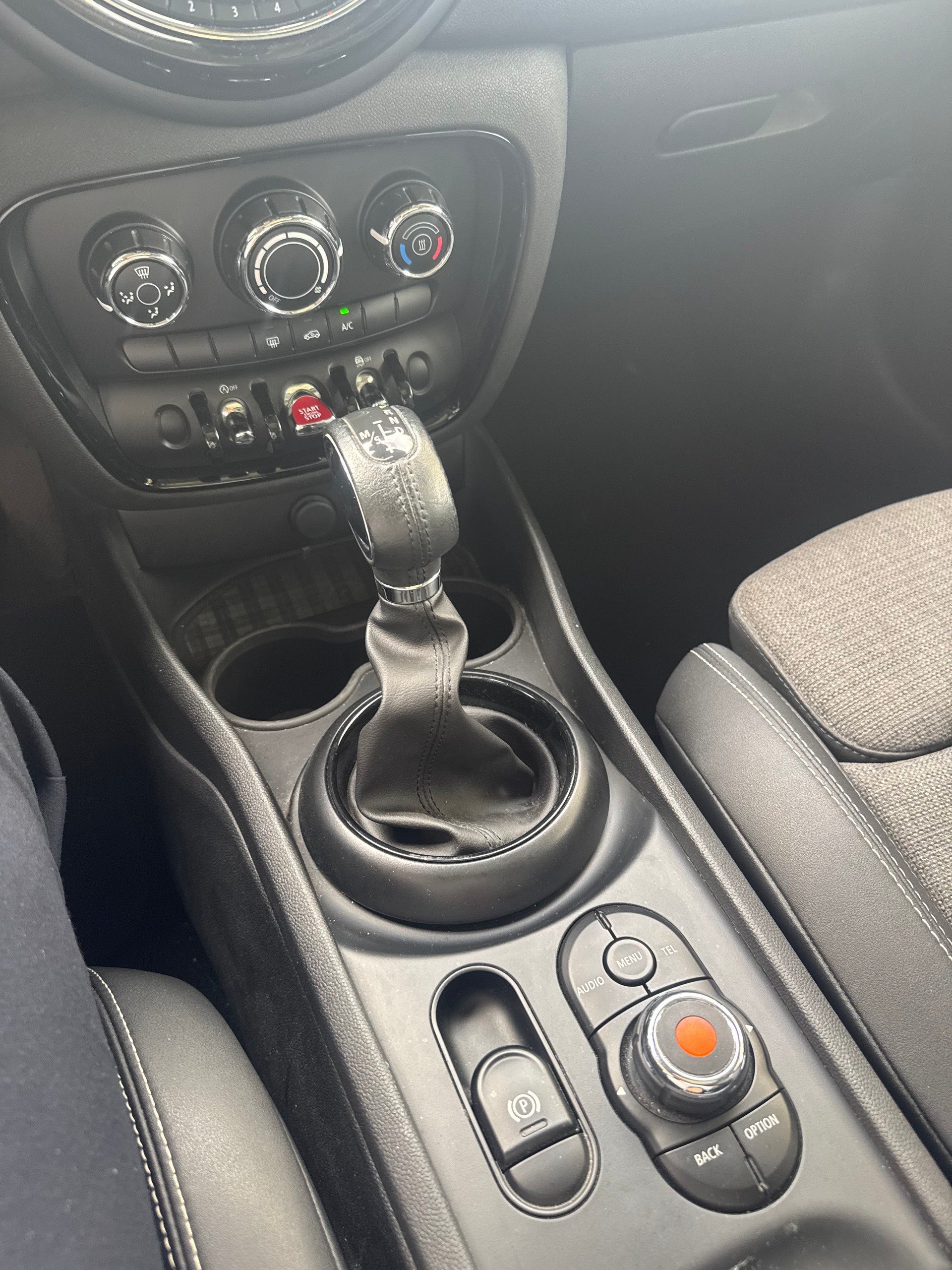 MINI Clubman Cooper Steptronic-image-16
