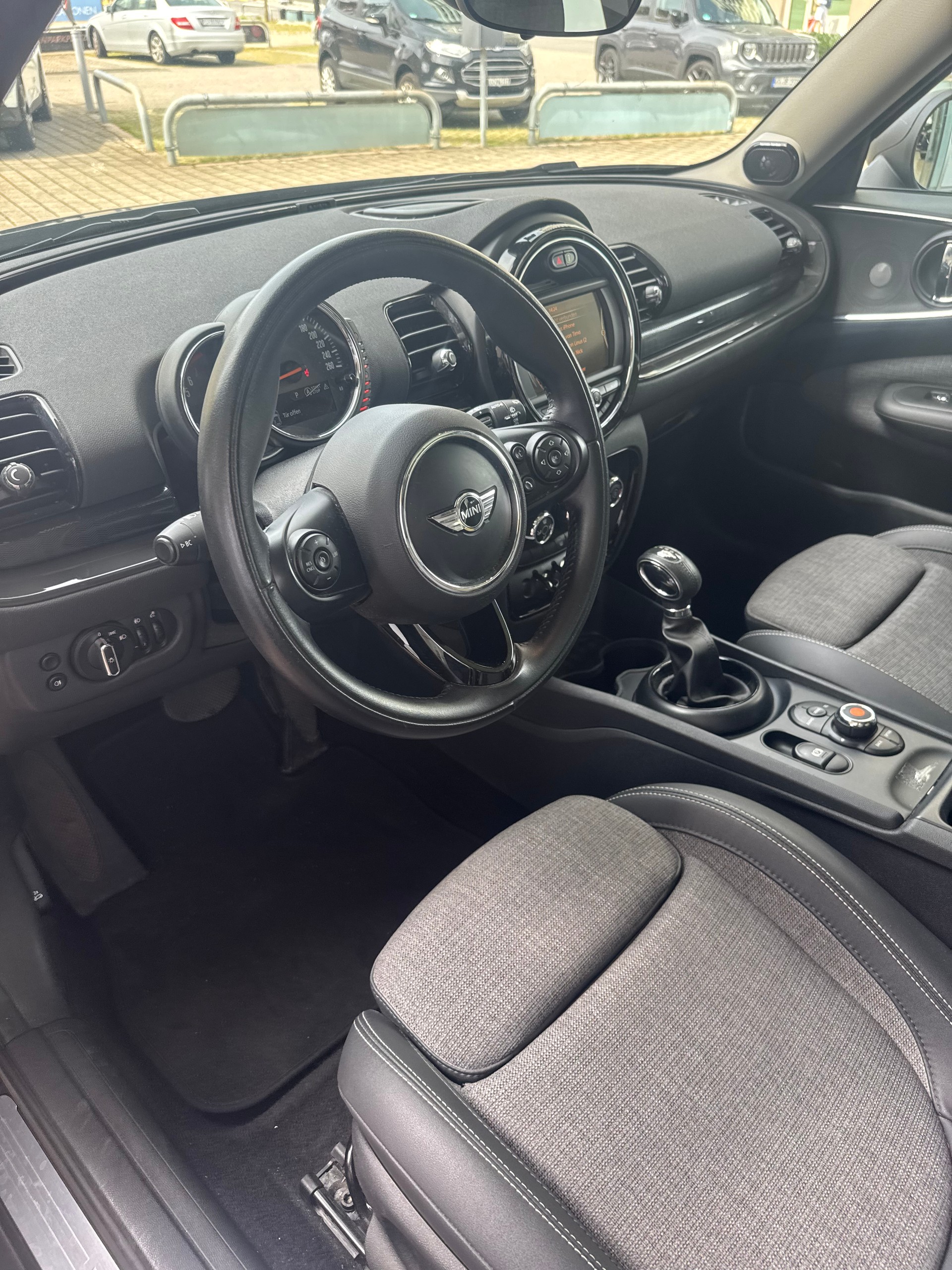 MINI Clubman Cooper Steptronic-image-9