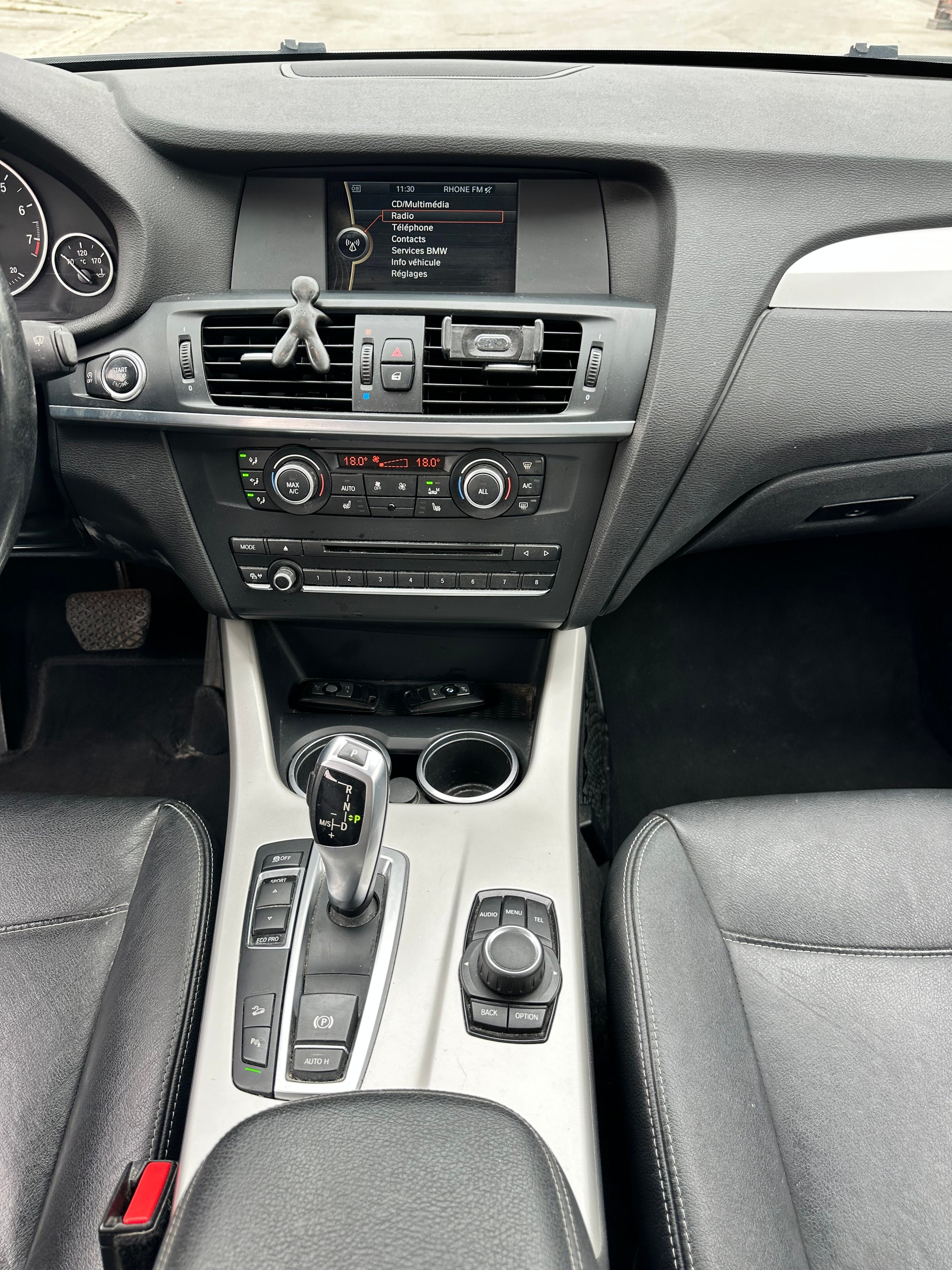BMW X3 xDrive 28i Steptronic-image-12