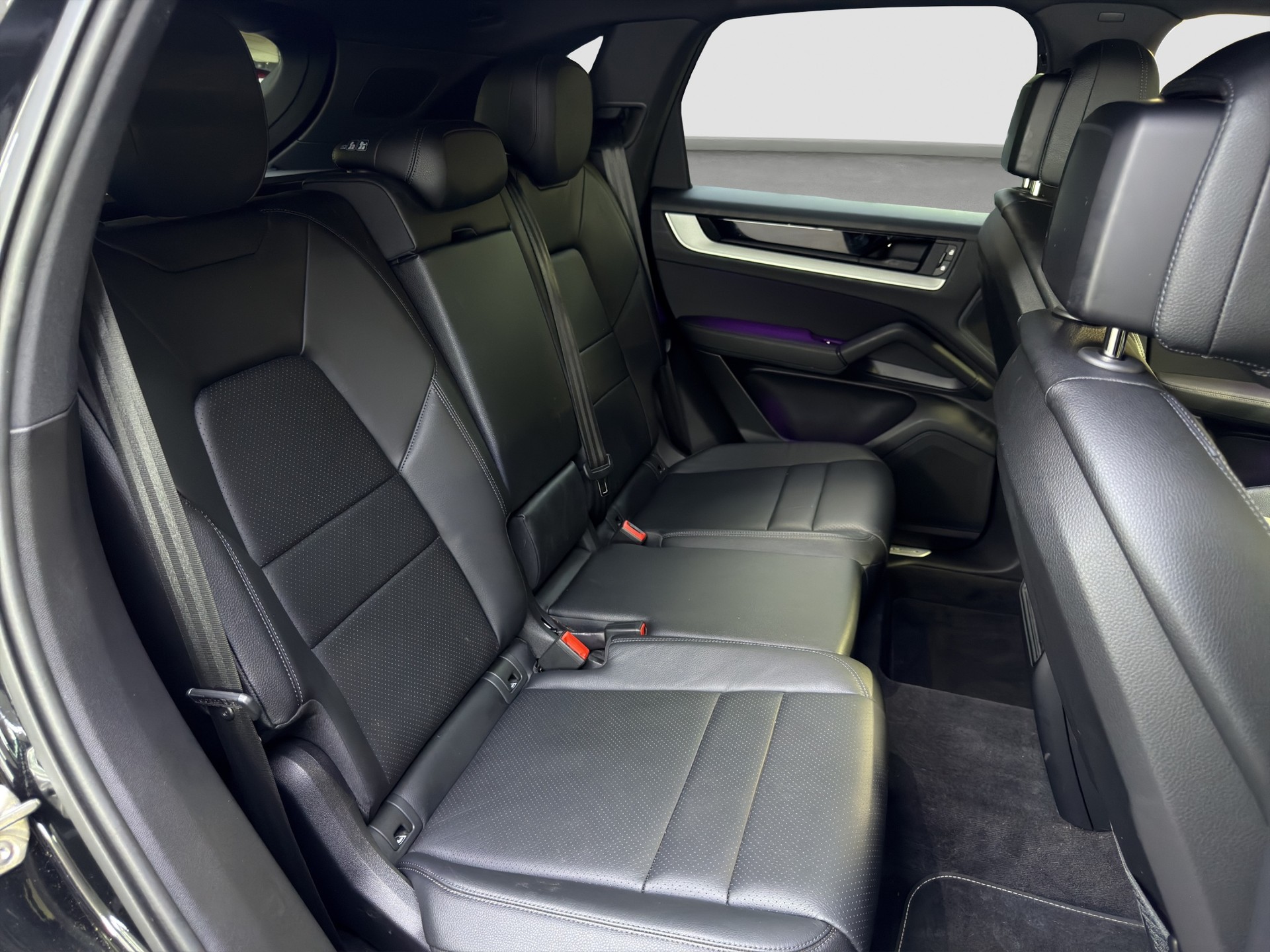 PORSCHE Cayenne Tiptronic-image-14