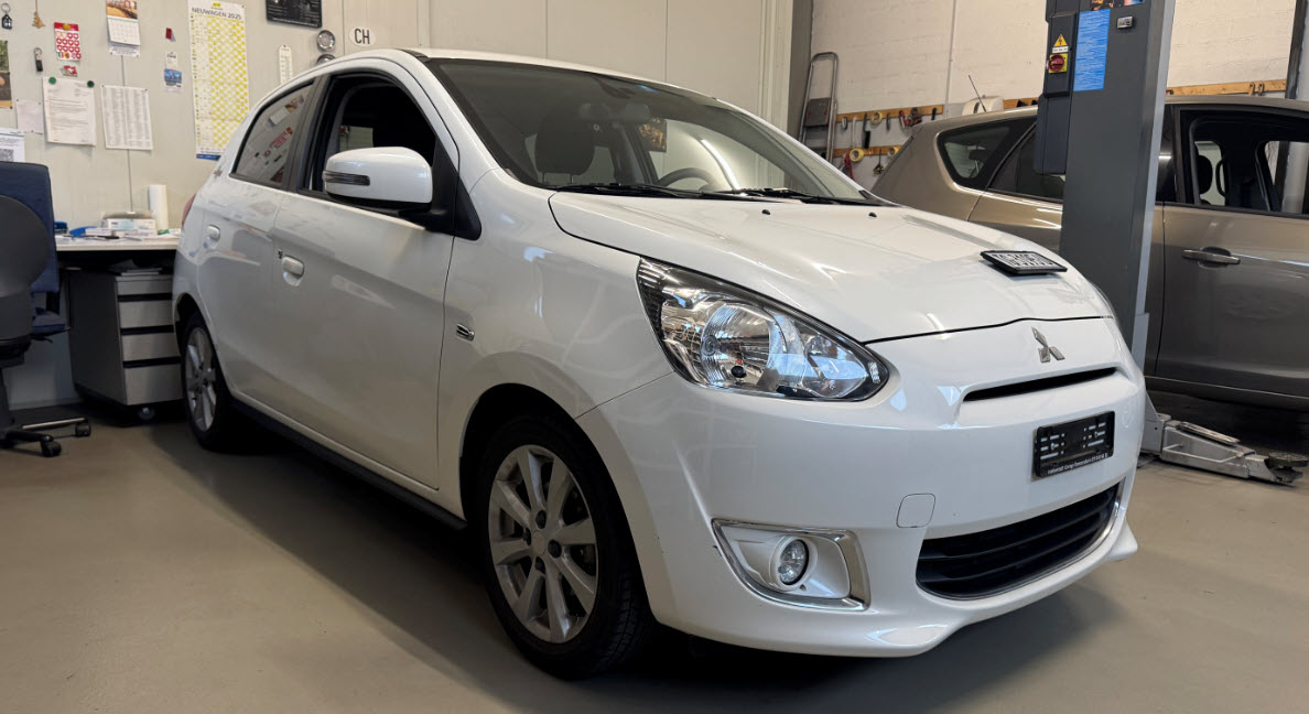 MITSUBISHI Space Star 1.2 Celebration 300K-image-1
