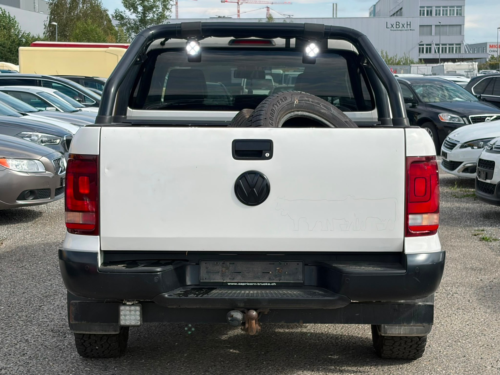 VW Amarok 2.0 BiTDI Trendline 4Motion-image-5