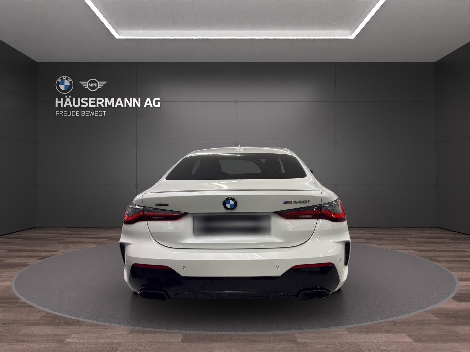 BMW M440i xDrive Coupé-image-5
