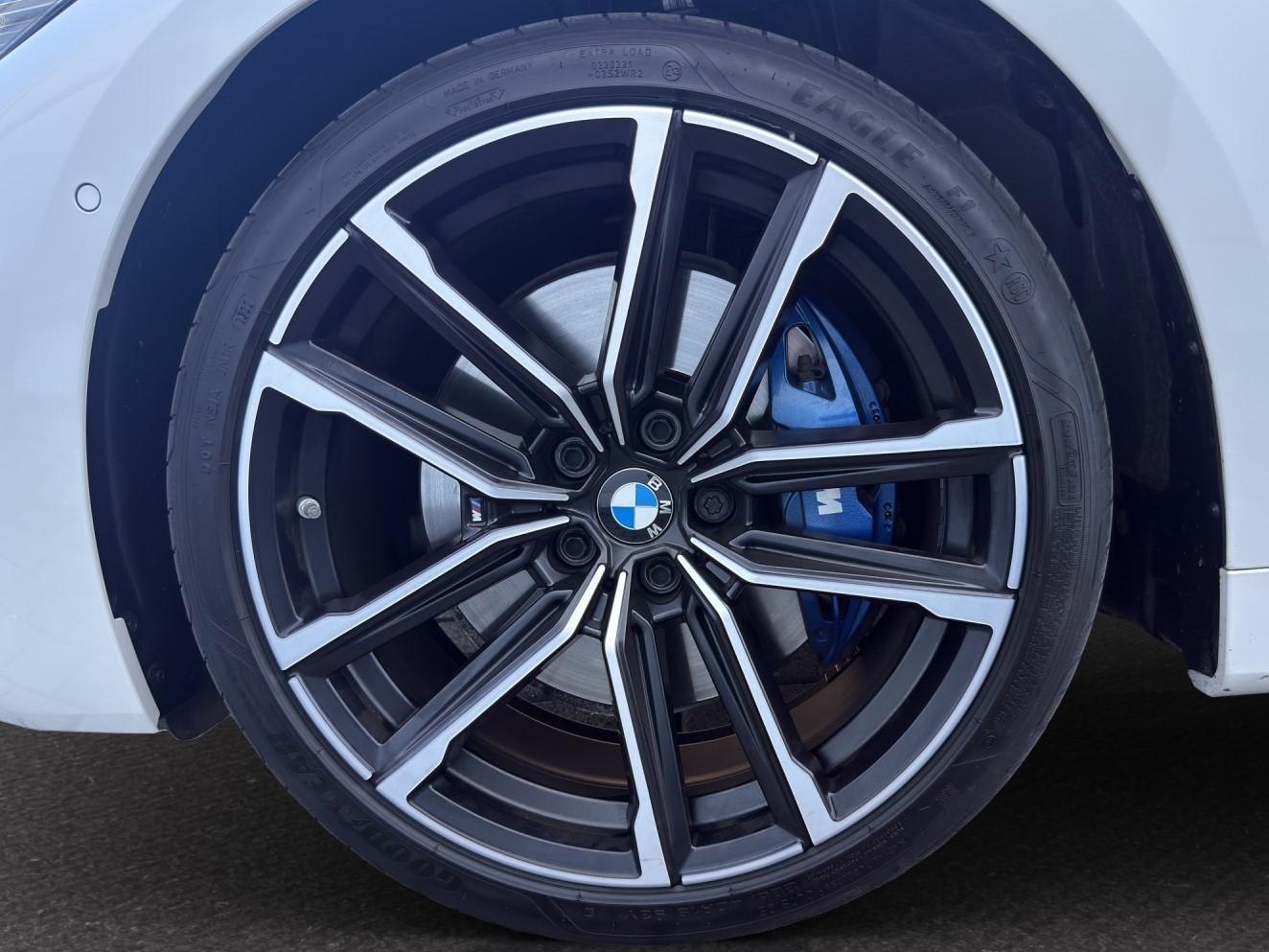 BMW M440i xDrive Coupé-image-8
