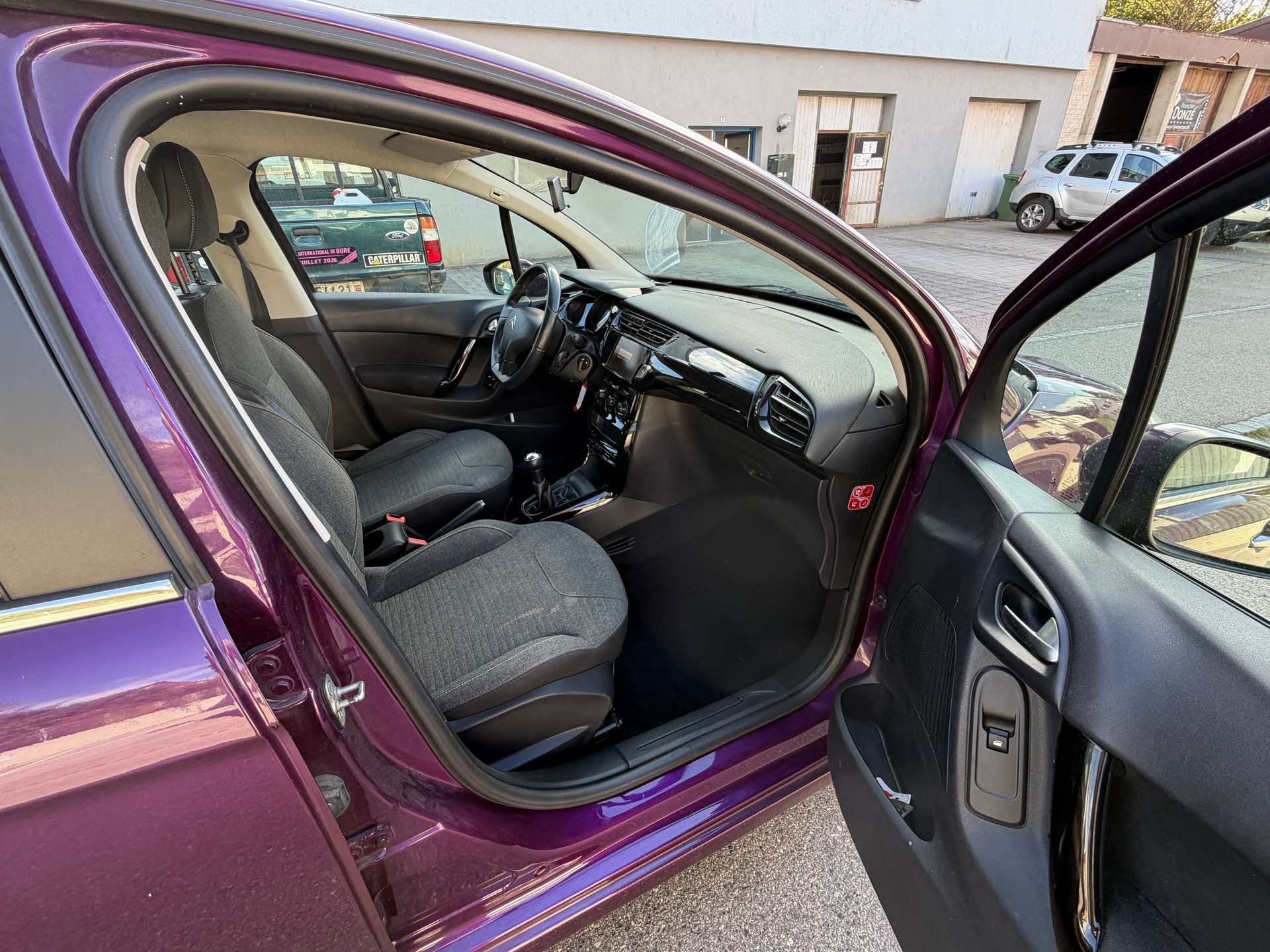 CITROEN C3 1.2i PureTech Exclusive-image-6