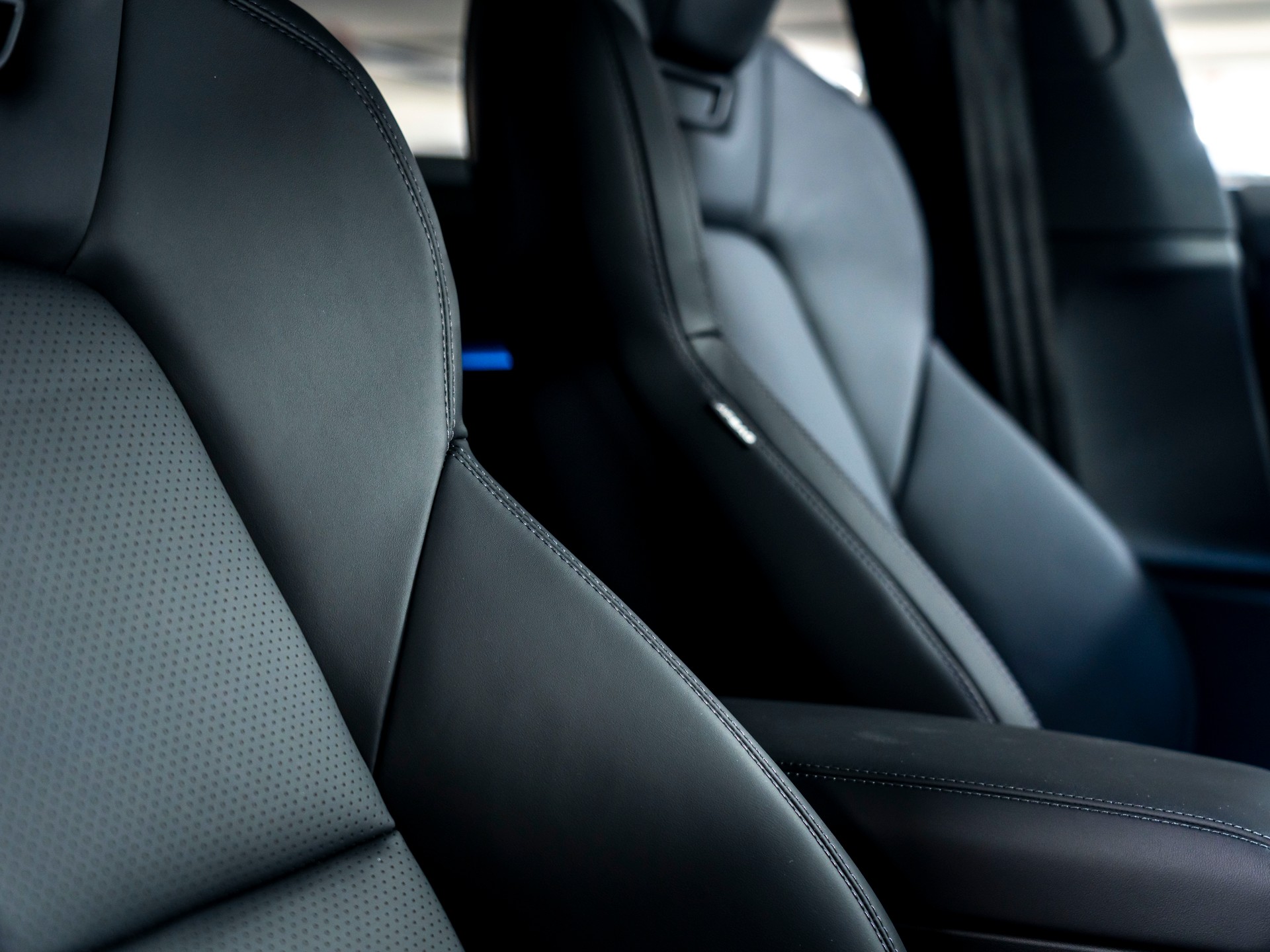 PORSCHE Macan 4 S 100kWh-image-17