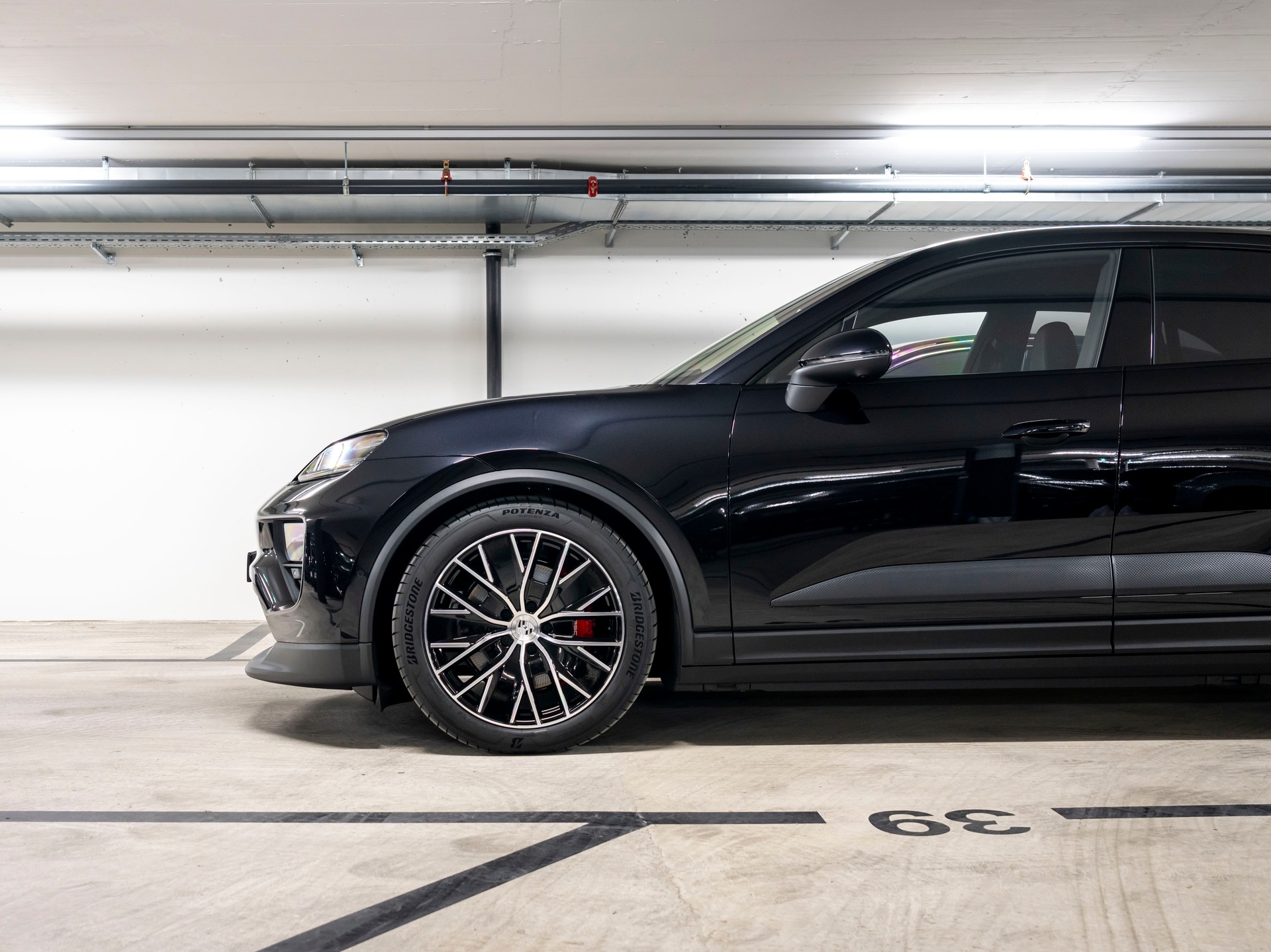 PORSCHE Macan 4 S 100kWh-image-6