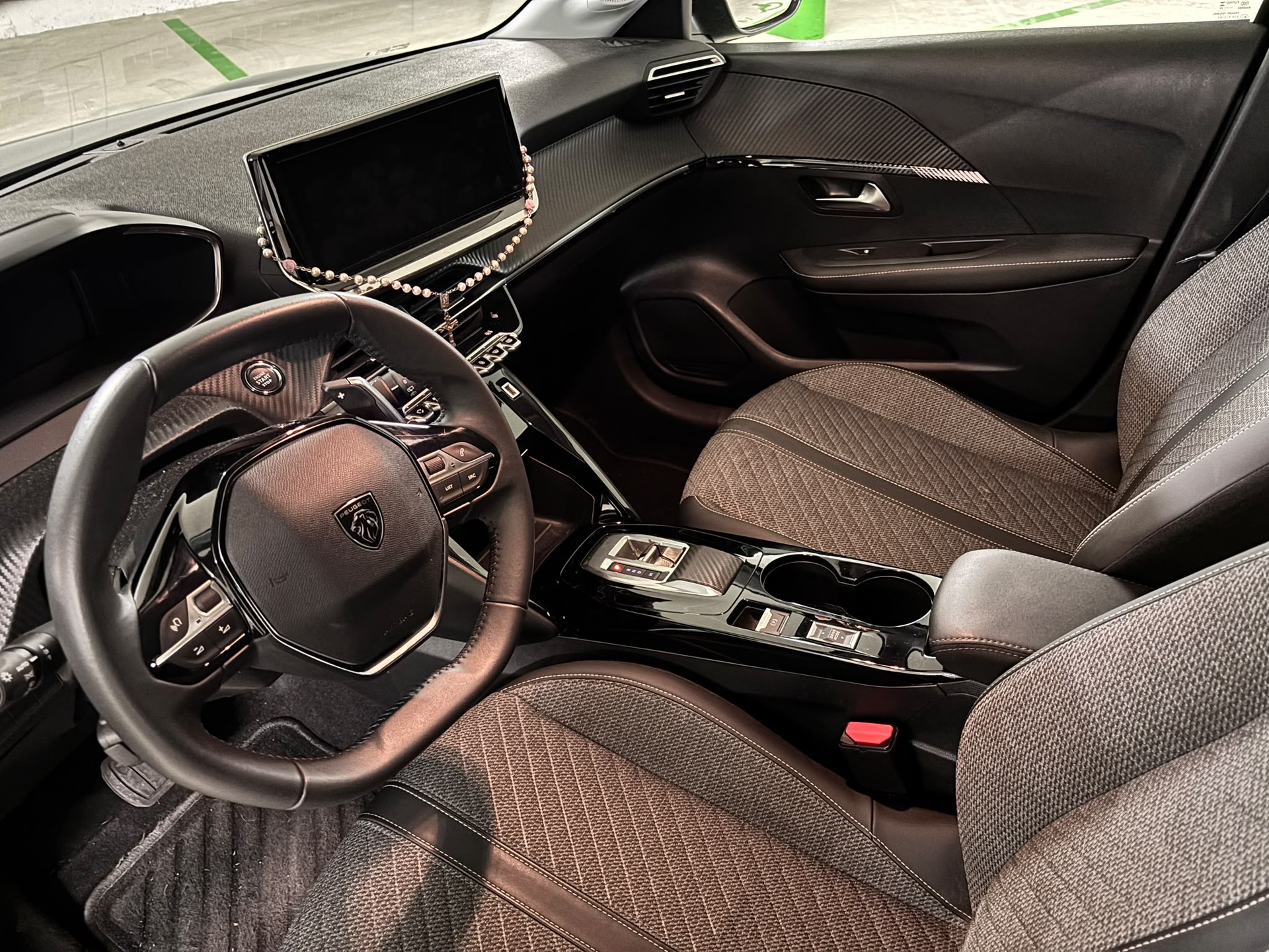 PEUGEOT 208 1.2 MHEV 110 Active-image-5
