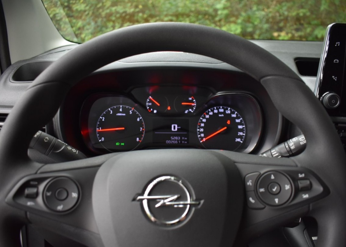 OPEL Combo Cargo 1.2 start/stop-image-8