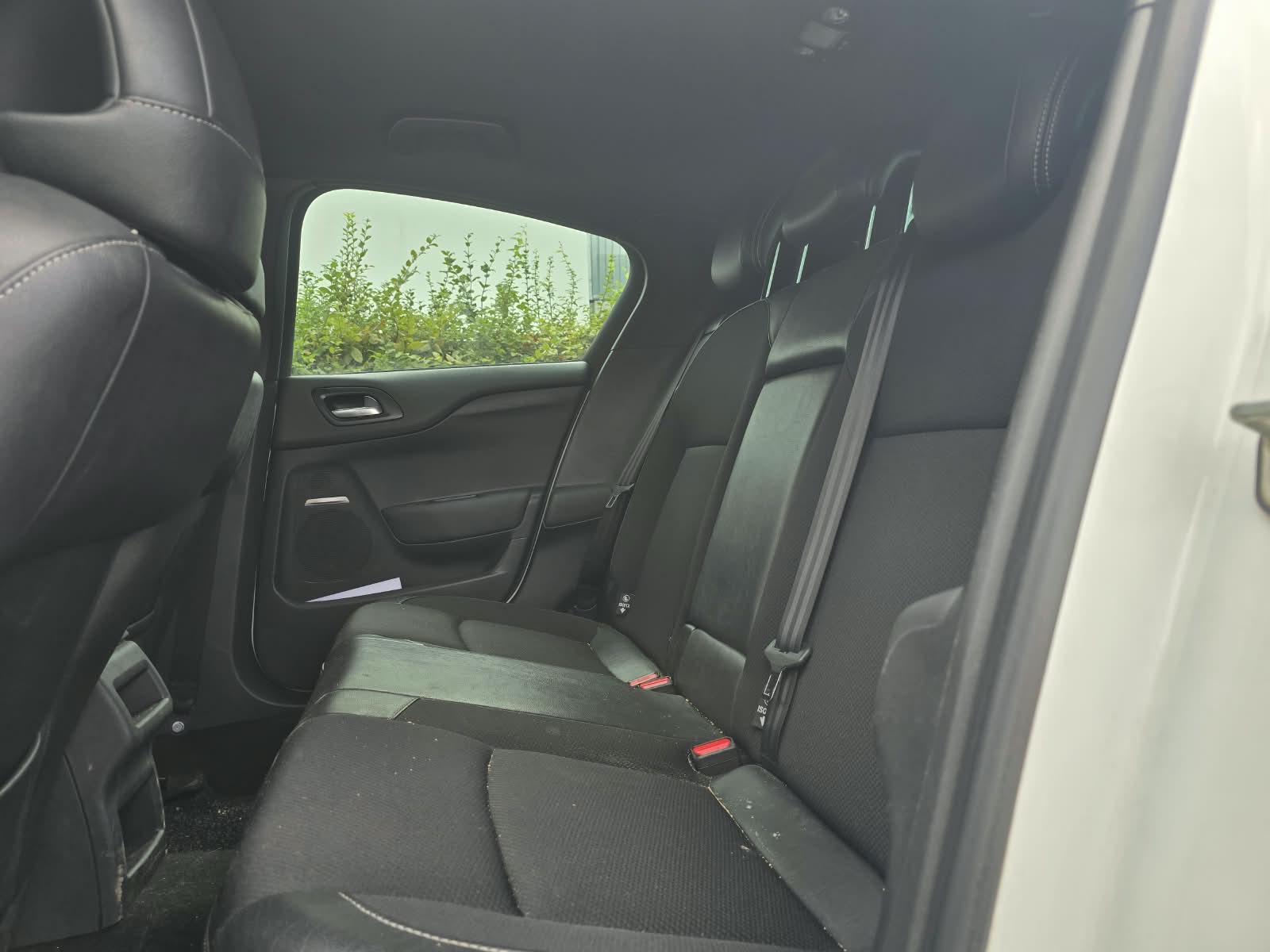 DS AUTOMOBILES DS4 1.6 THP SO Chic Automatic-image-6