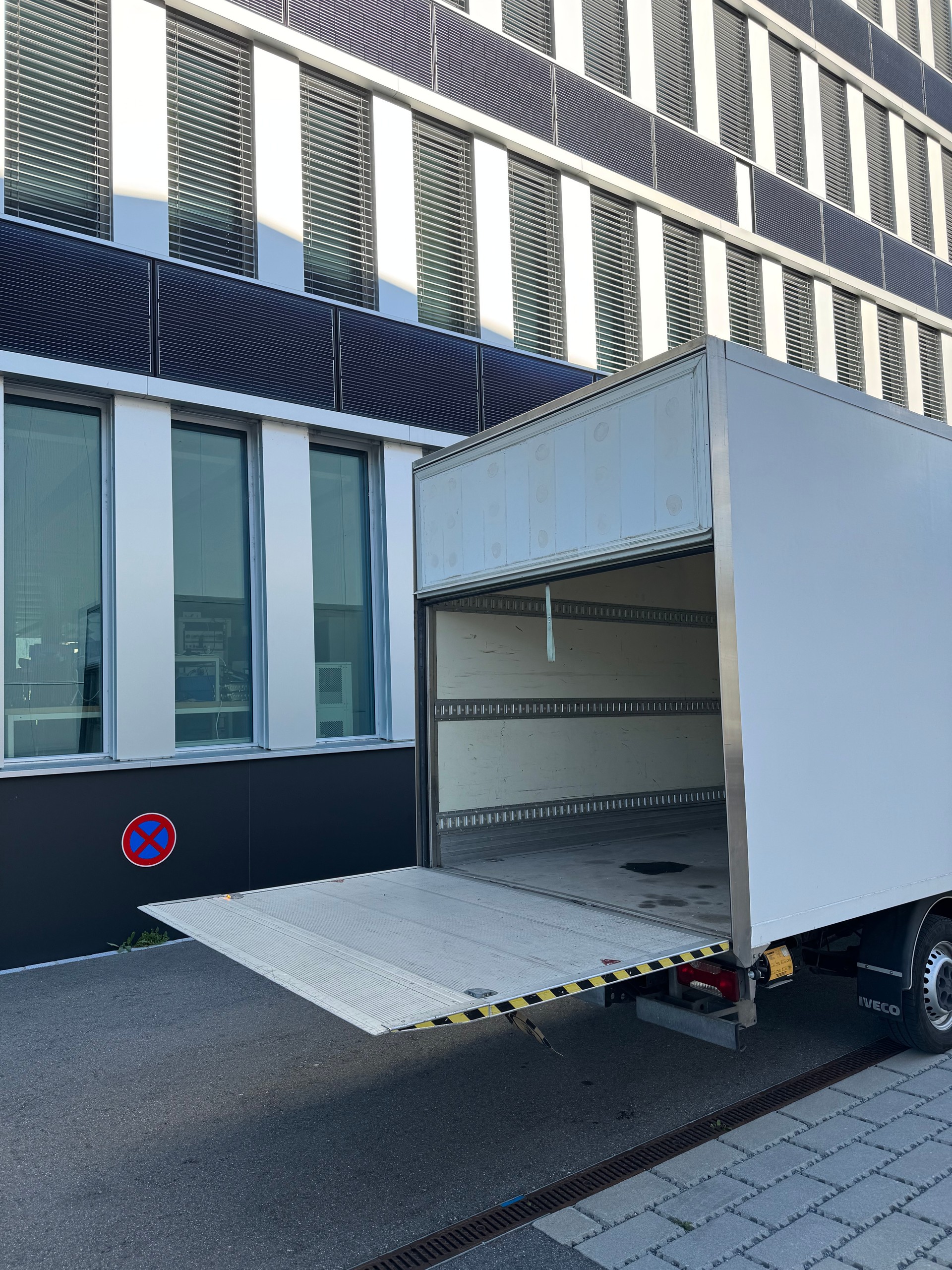 IVECO 33 S 14 A8-image-14